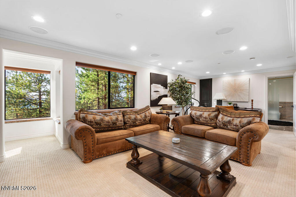 695 Lakeview Drive Property Photo 42