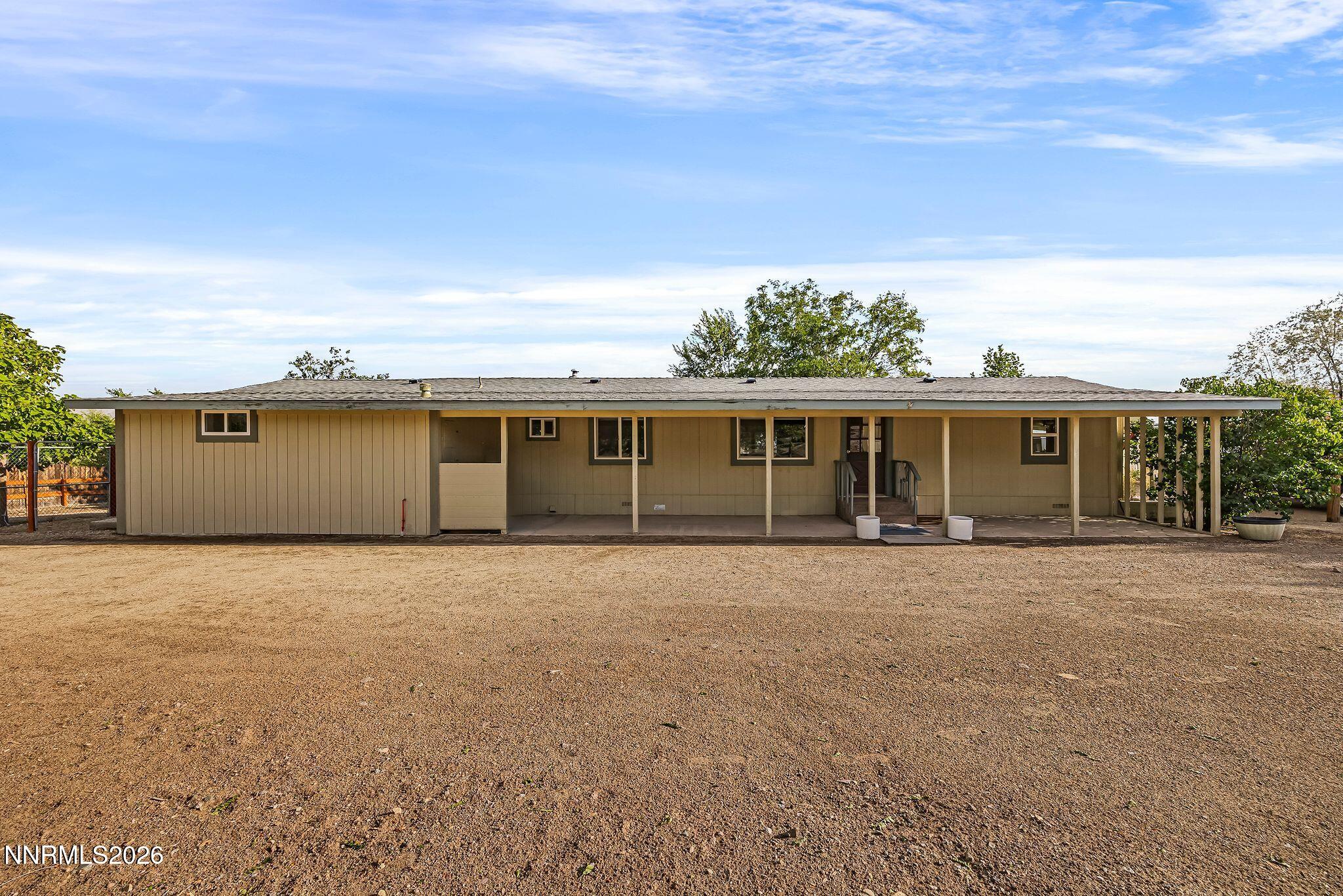 240 Wagon Wheel Way Property Photo 4