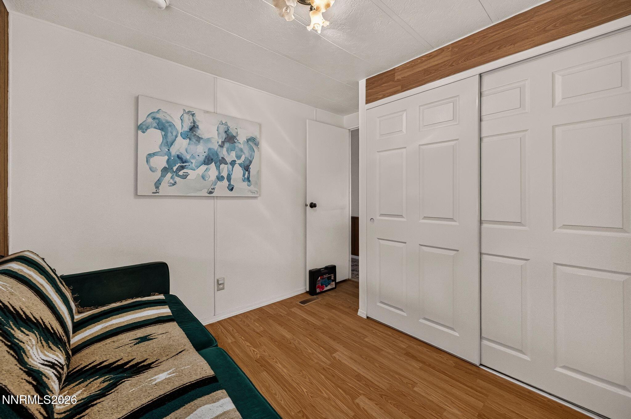 240 Wagon Wheel Way Property Photo 18