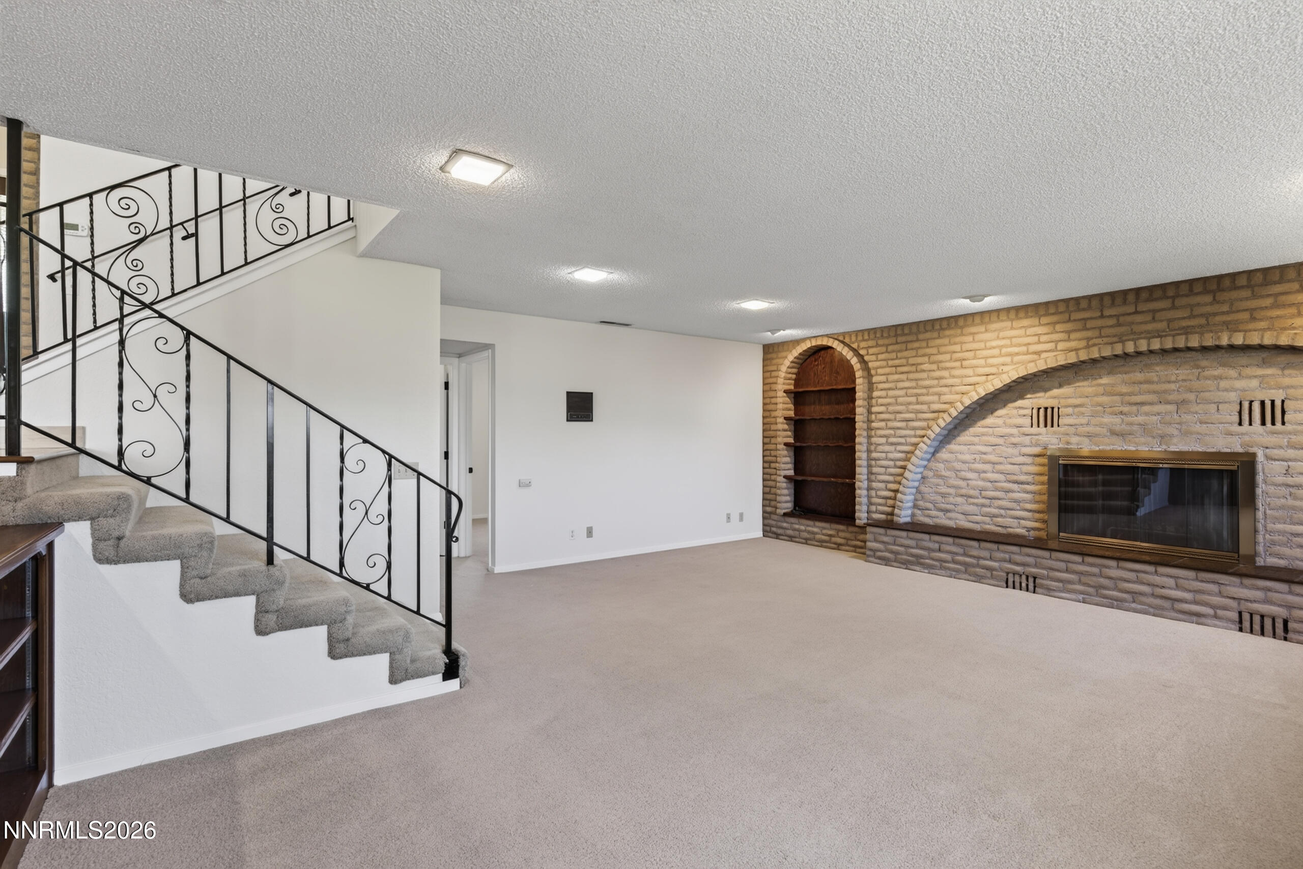 1586 Wildrose Drive Property Photo 18
