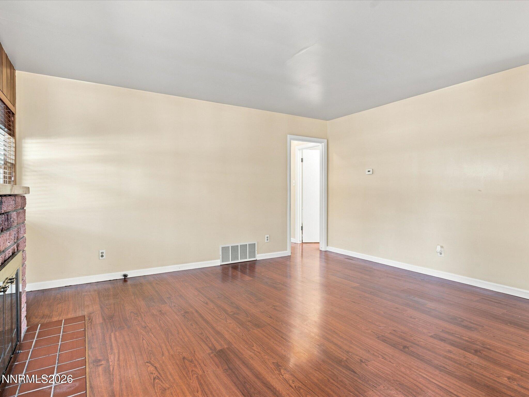 611 Martin Street Property Photo 5