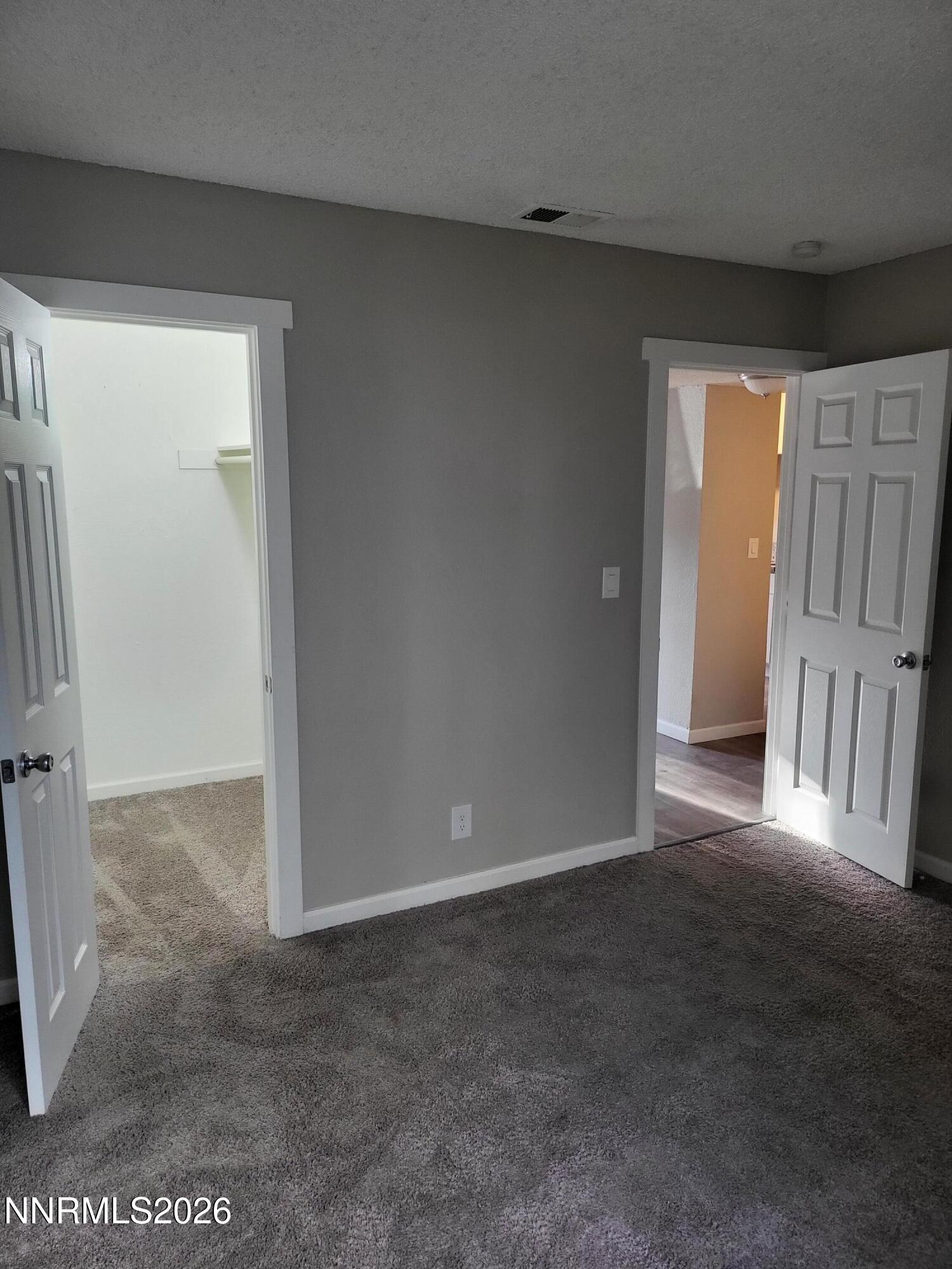 4606 Neil Road Apt 197 Property Photo 9