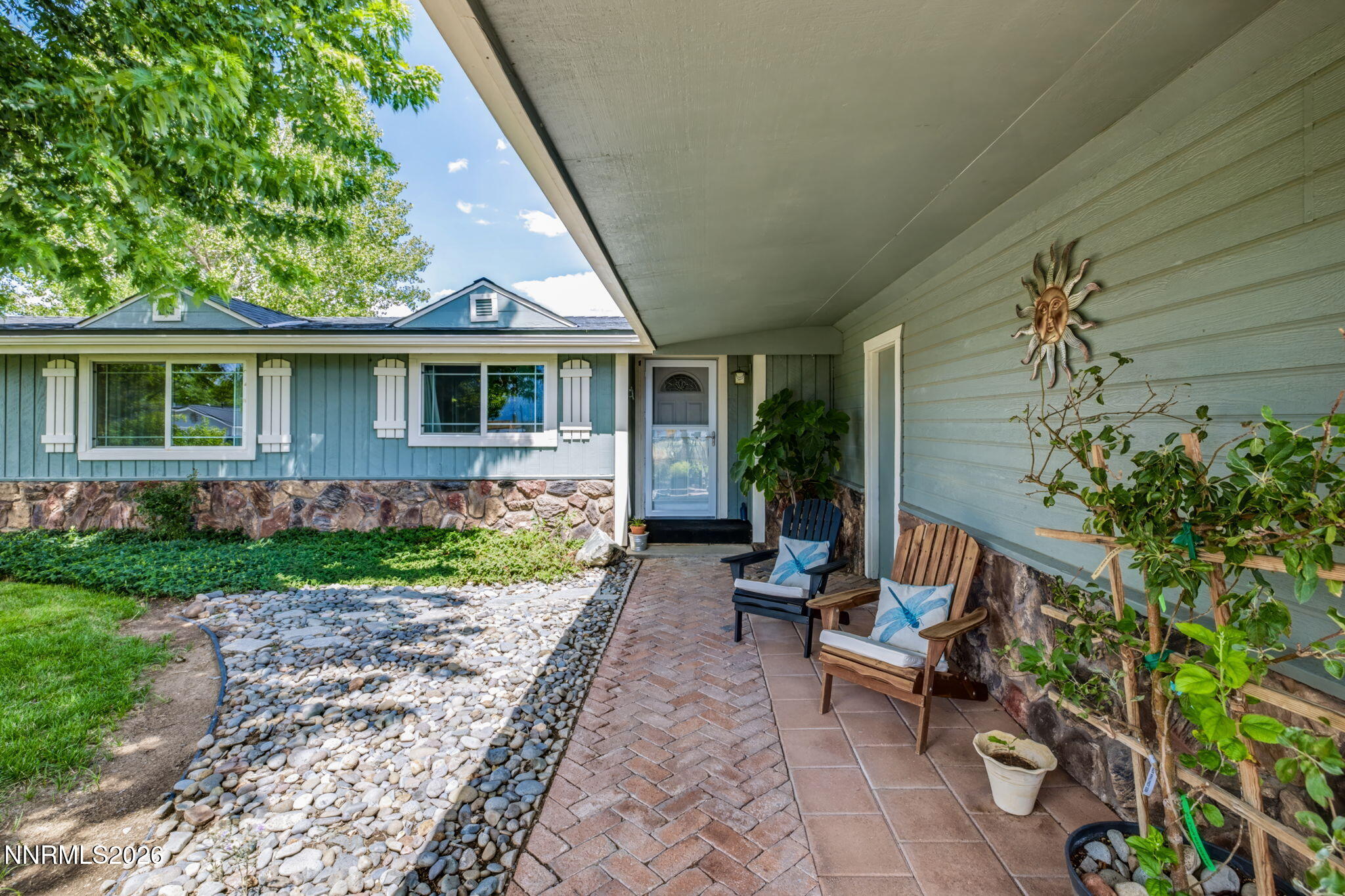 1274 Kingston Way Property Photo 4
