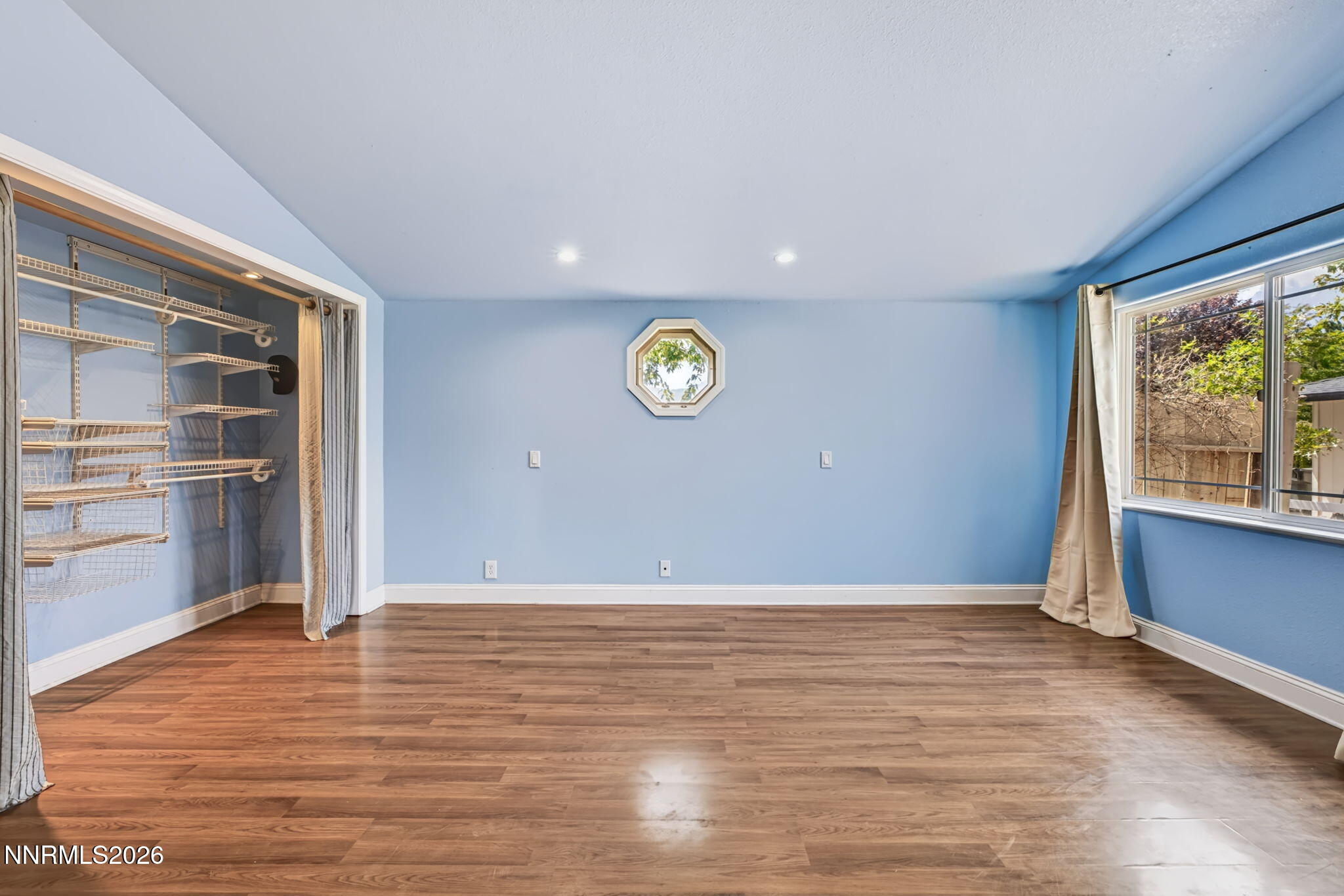 1274 Kingston Way Property Photo 13