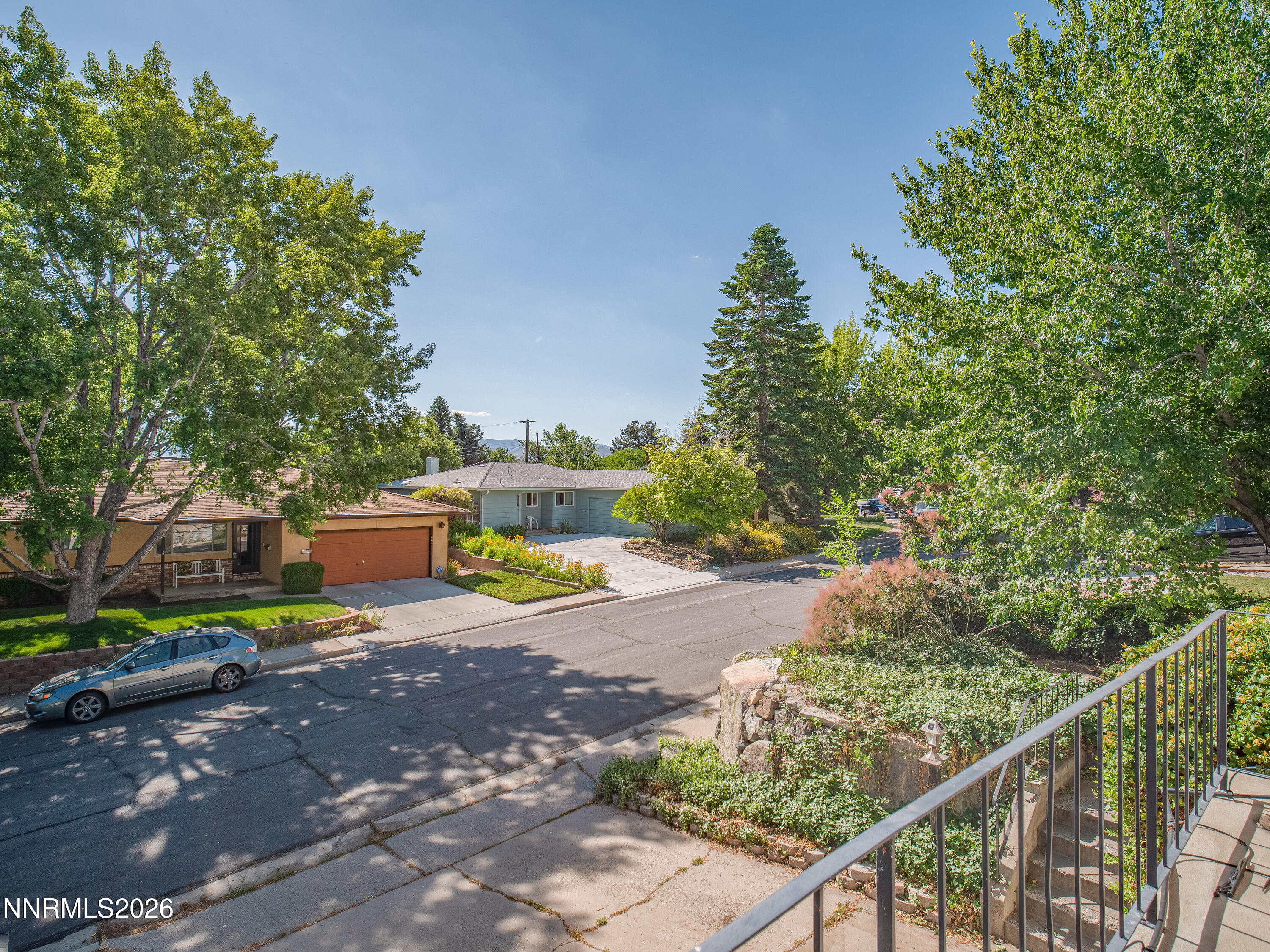 628 Highland Street Property Photo 4