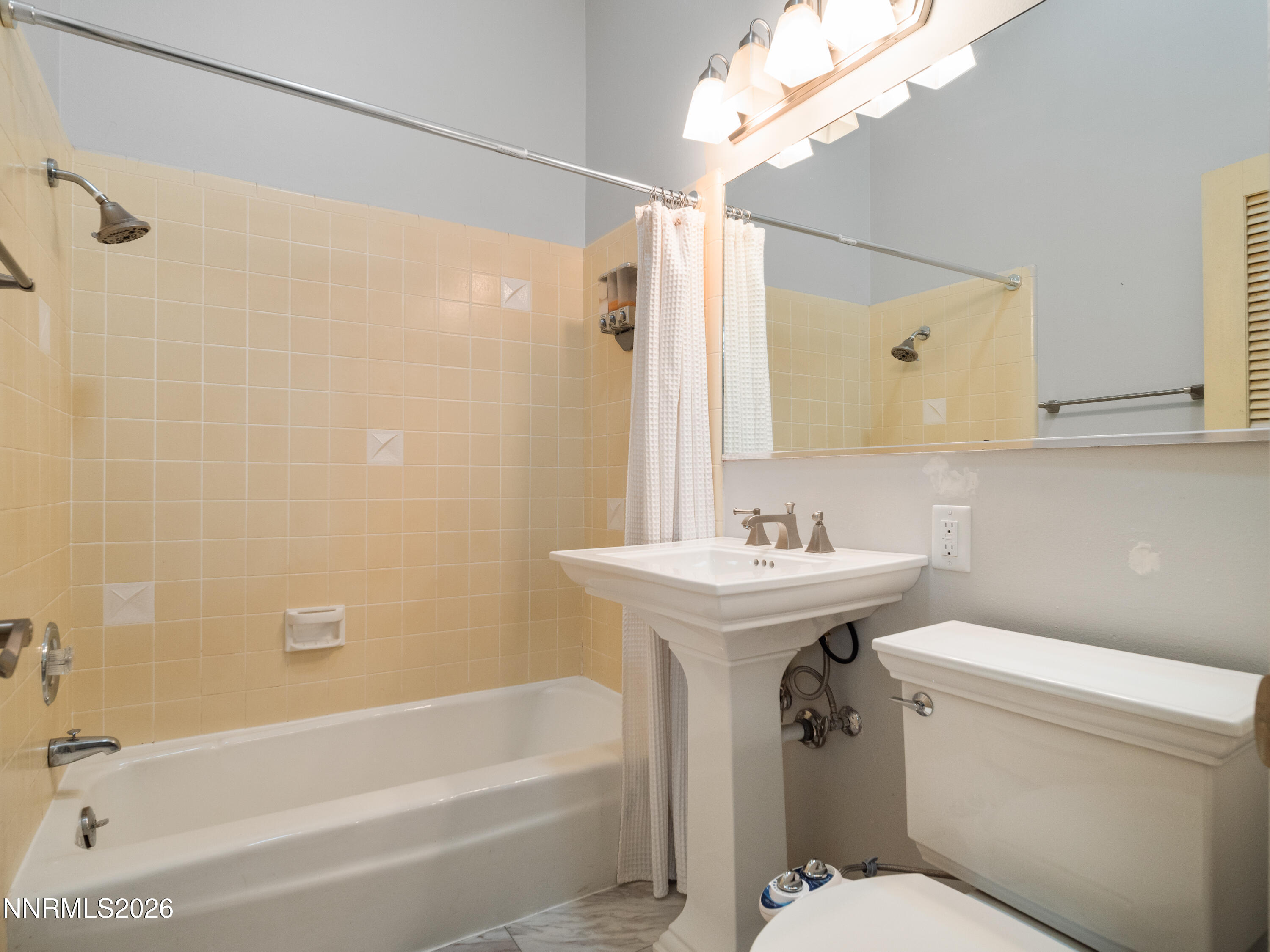 628 Highland Street Property Photo 32