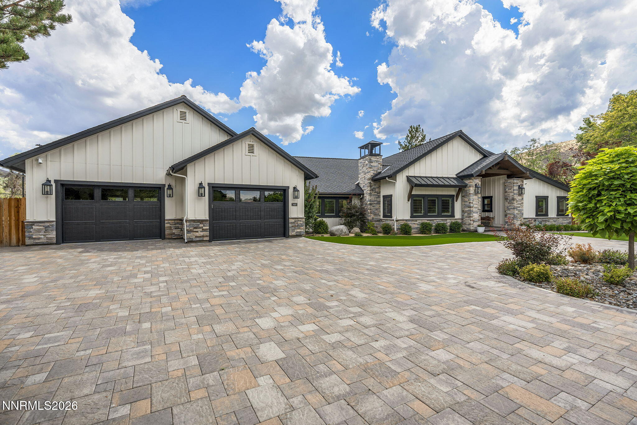 5480 Cypress Point Drive Property Photo 4