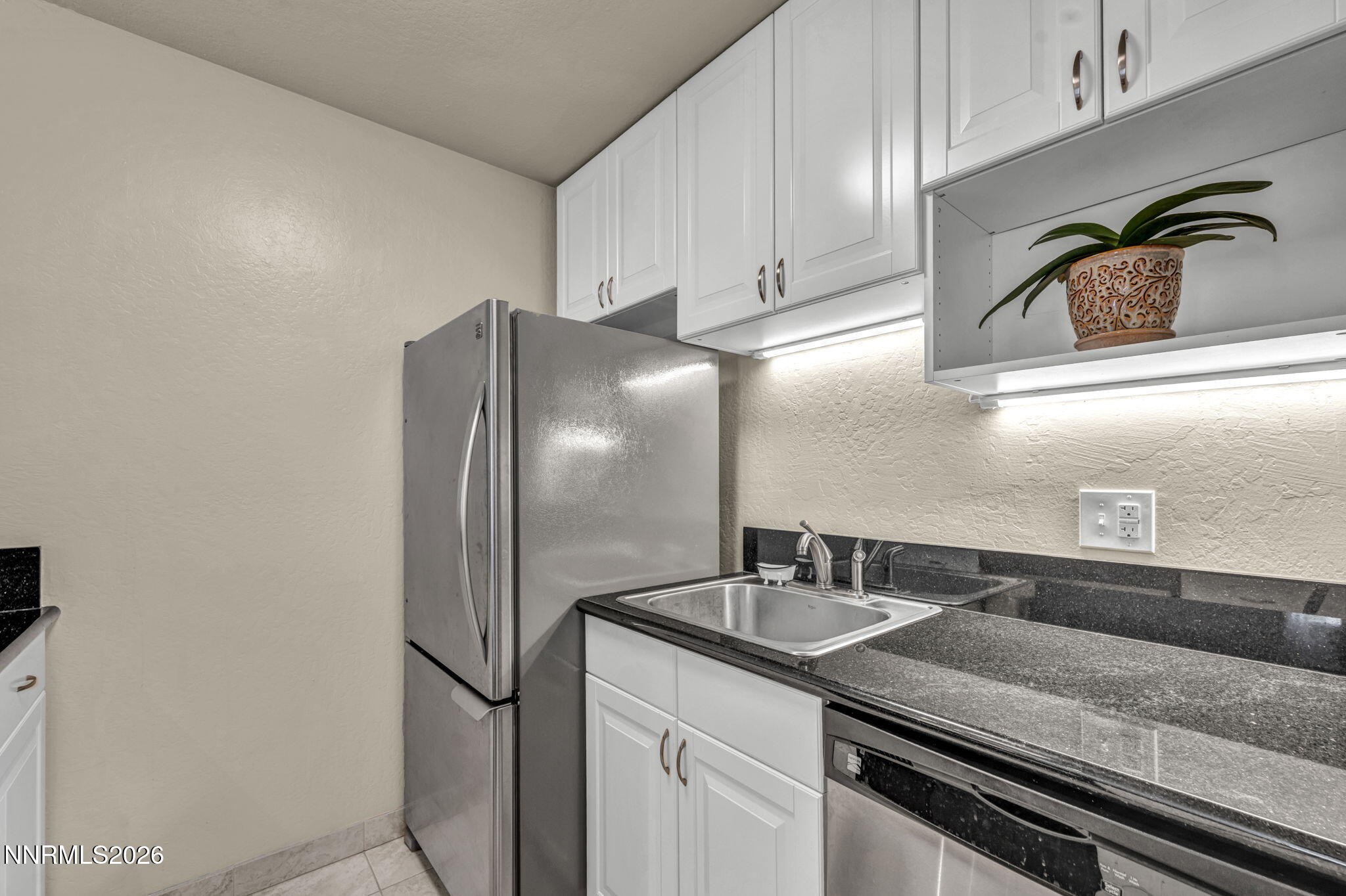 2955 Lakeside Drive 319 Property Photo 30