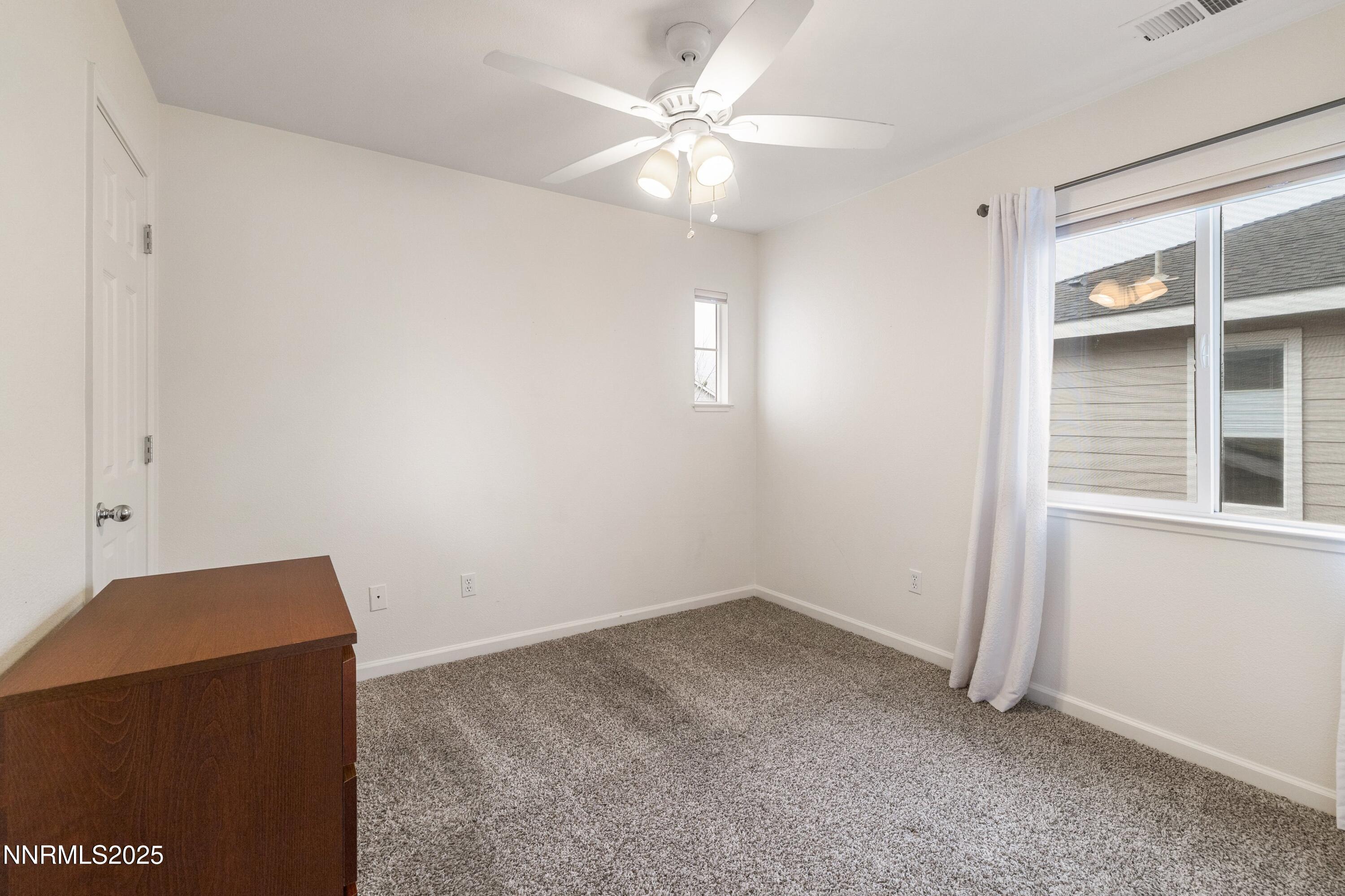9294 Lone Wolf Circle Property Photo 14