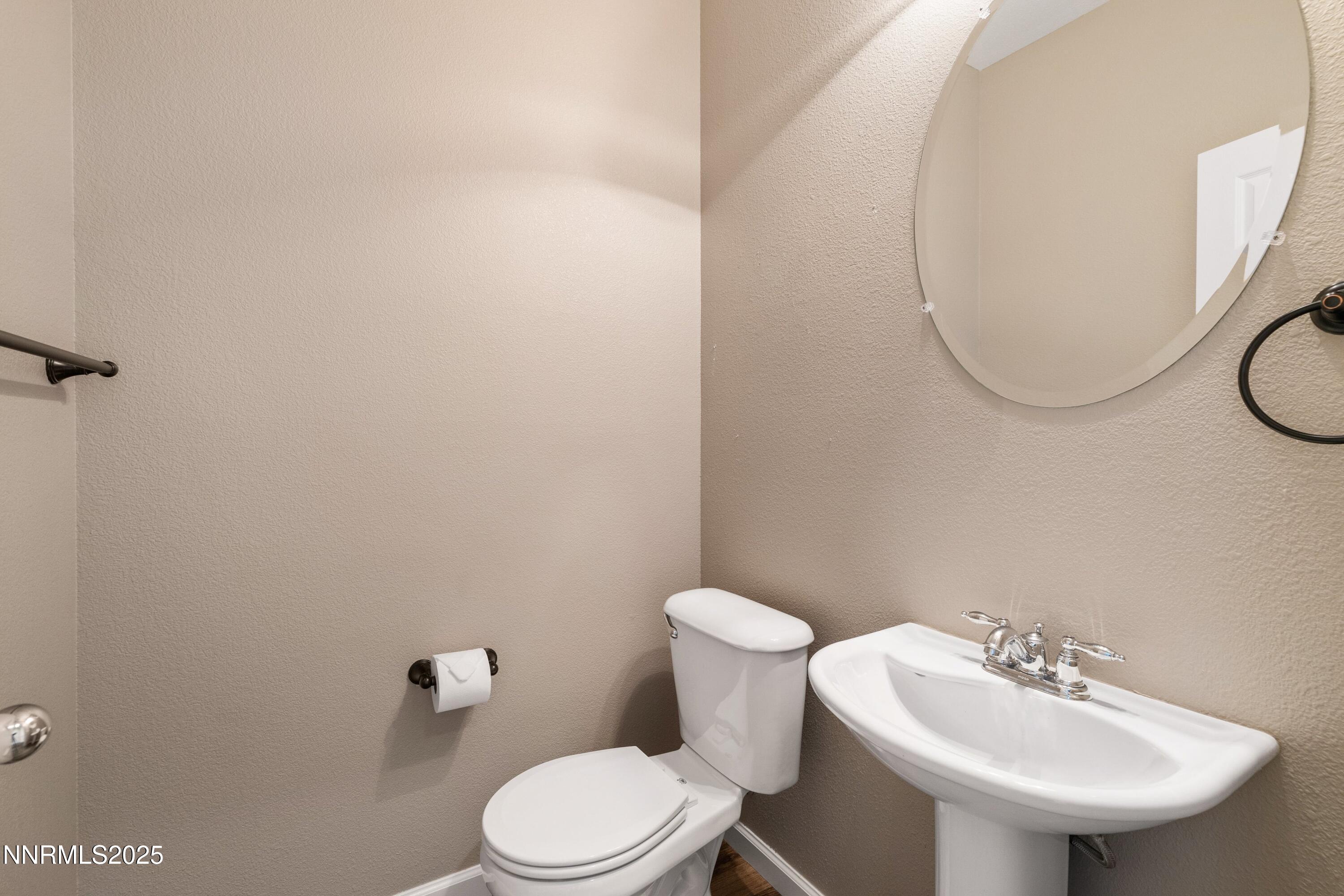 9294 Lone Wolf Circle Property Photo 21