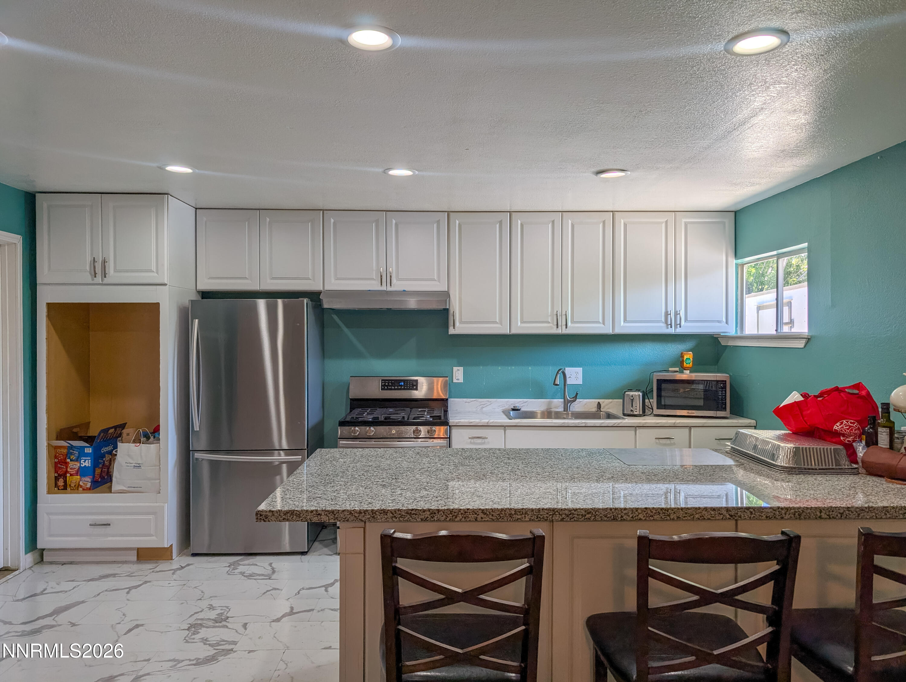 2060 W College Parkway Property Photo 12