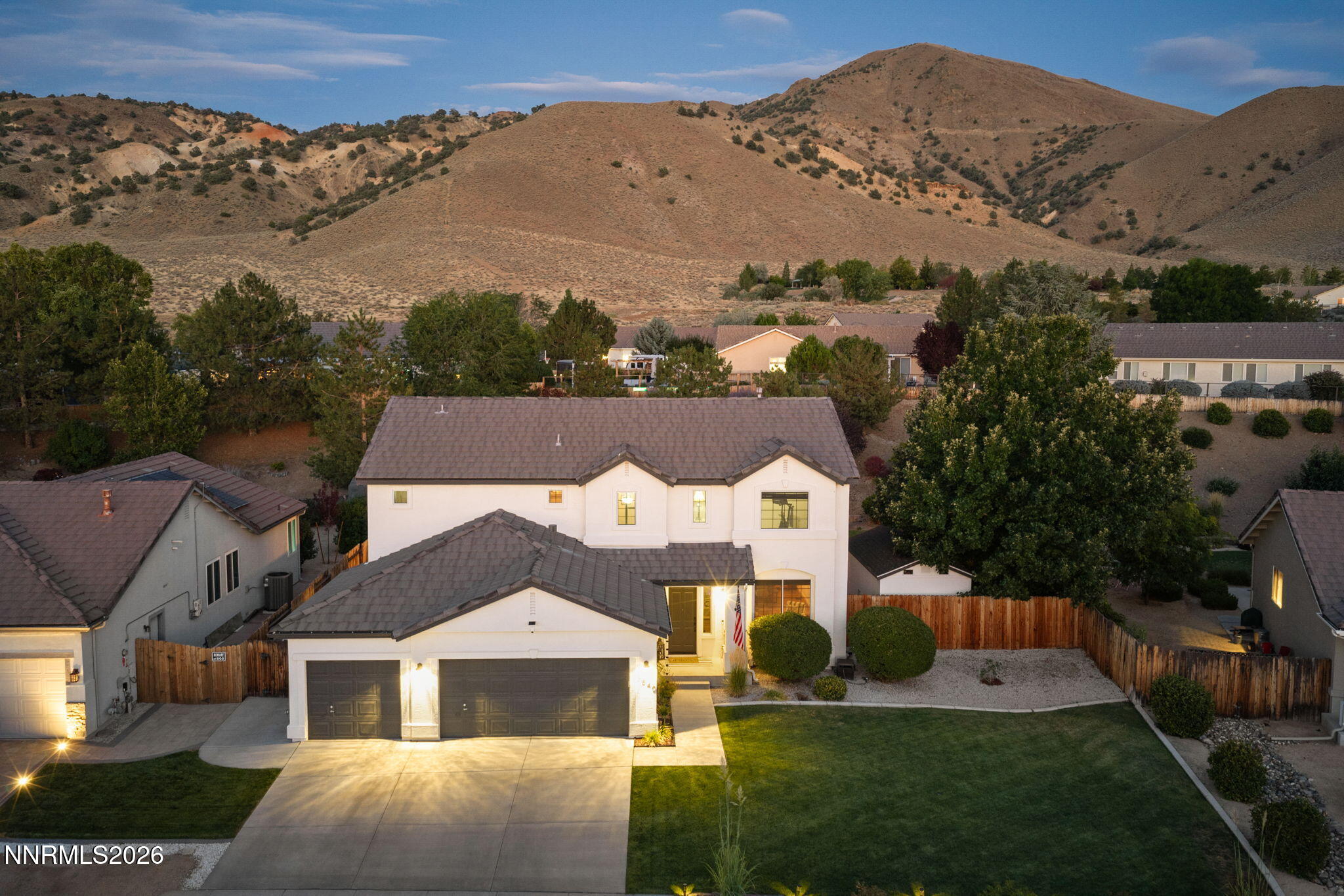 5840 E Hidden Valley Drive Property Photo 4