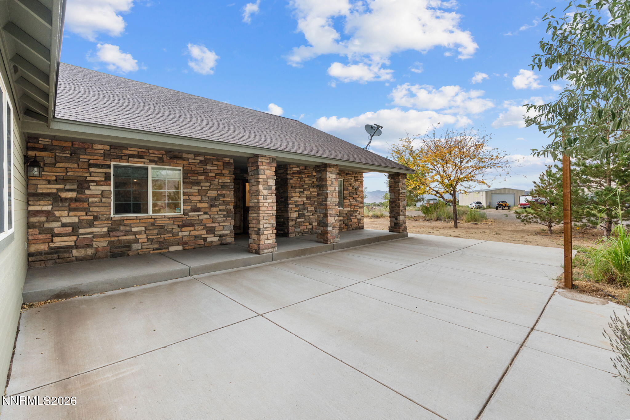 140 Brantingham Court Property Photo 6