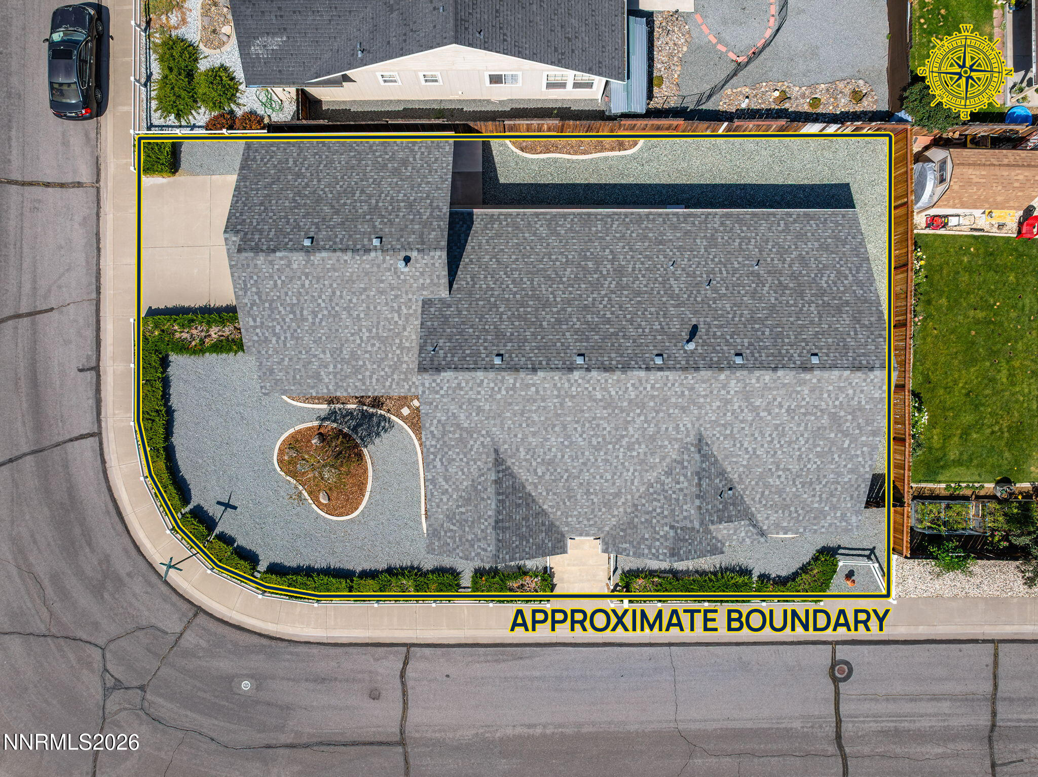 4018 Southpointe Drive Property Photo 4