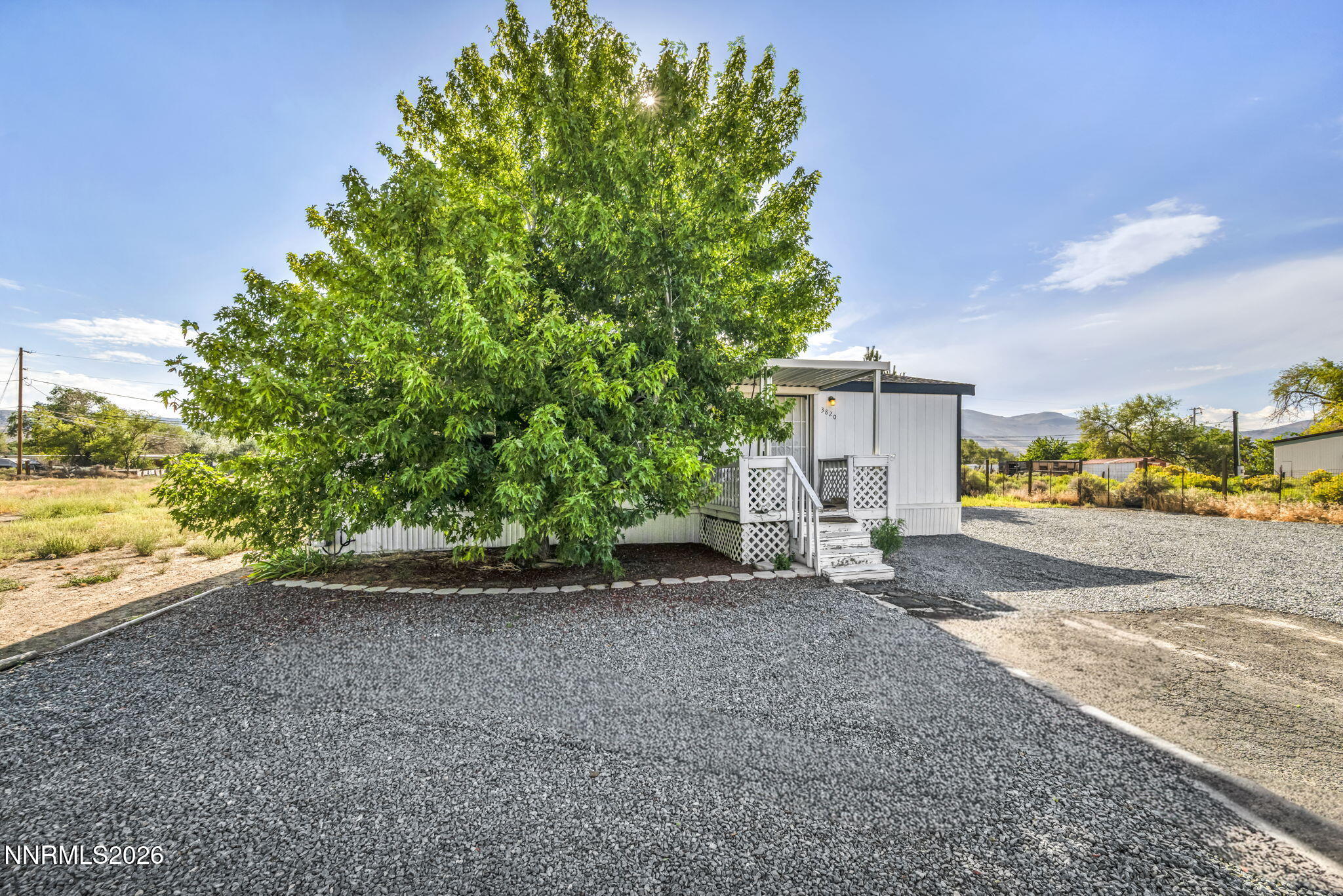 3820 Pershing Lane Property Photo 4