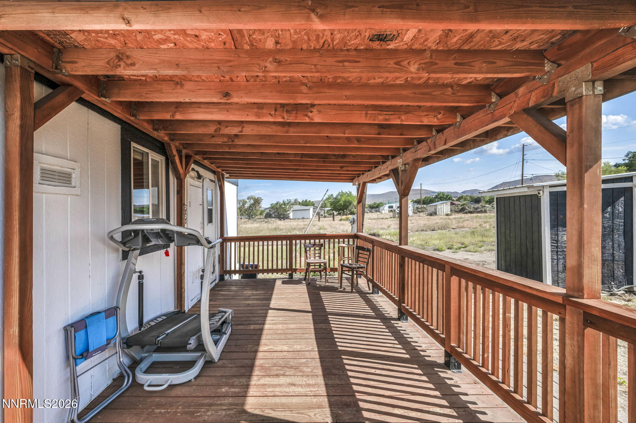 3820 Pershing Lane Property Photo 10