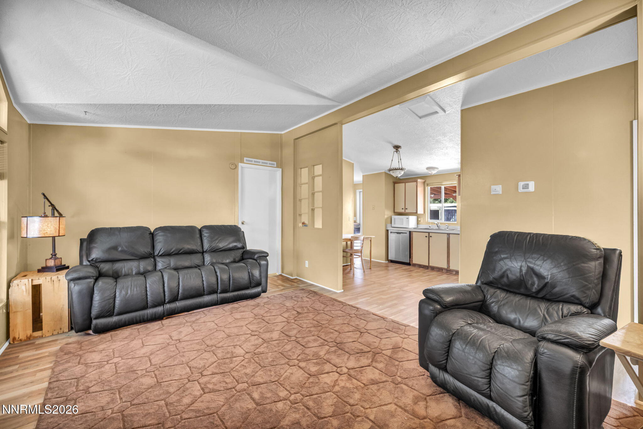 3820 Pershing Lane Property Photo 25