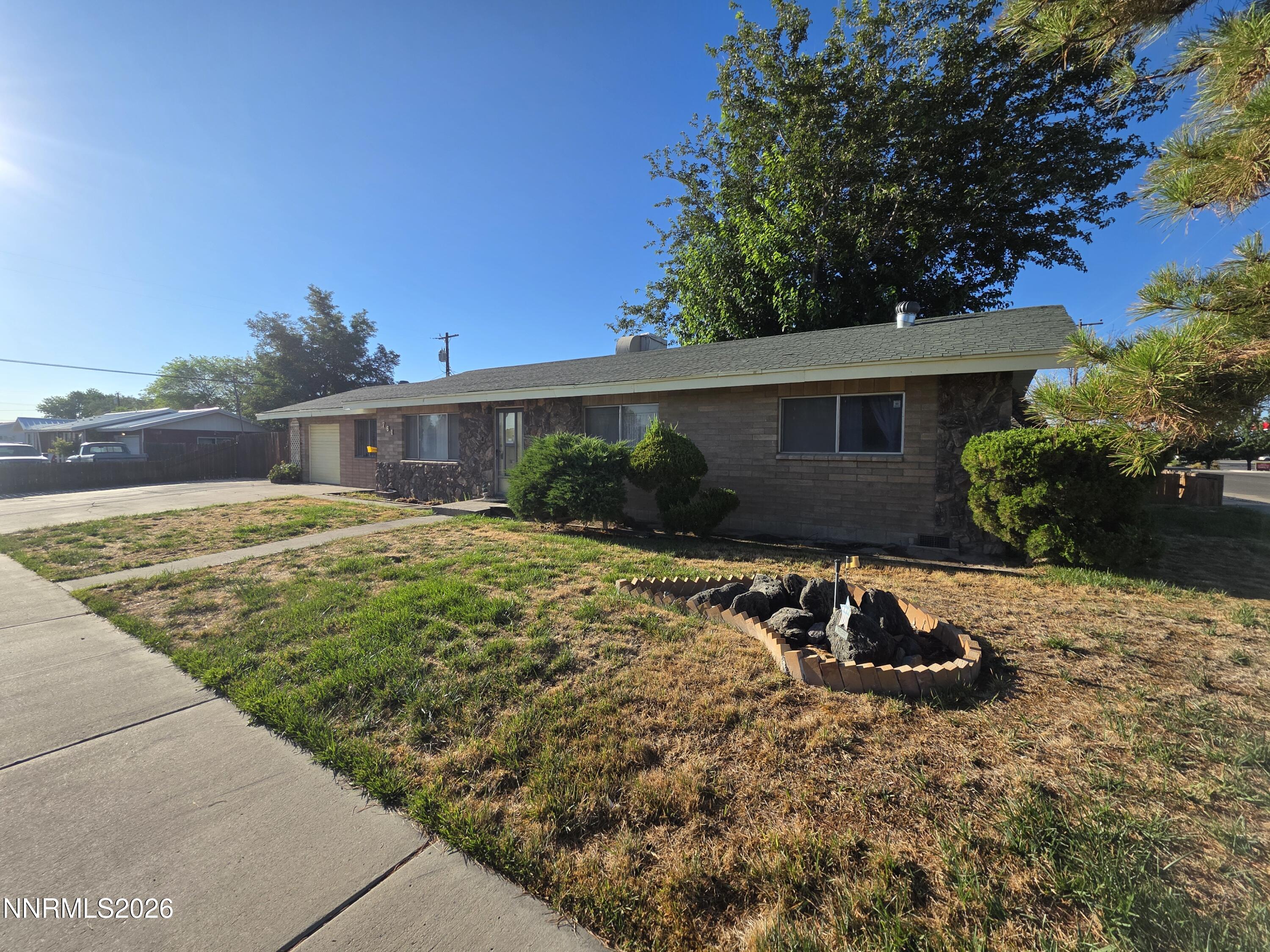 761 W A Street Property Photo 3