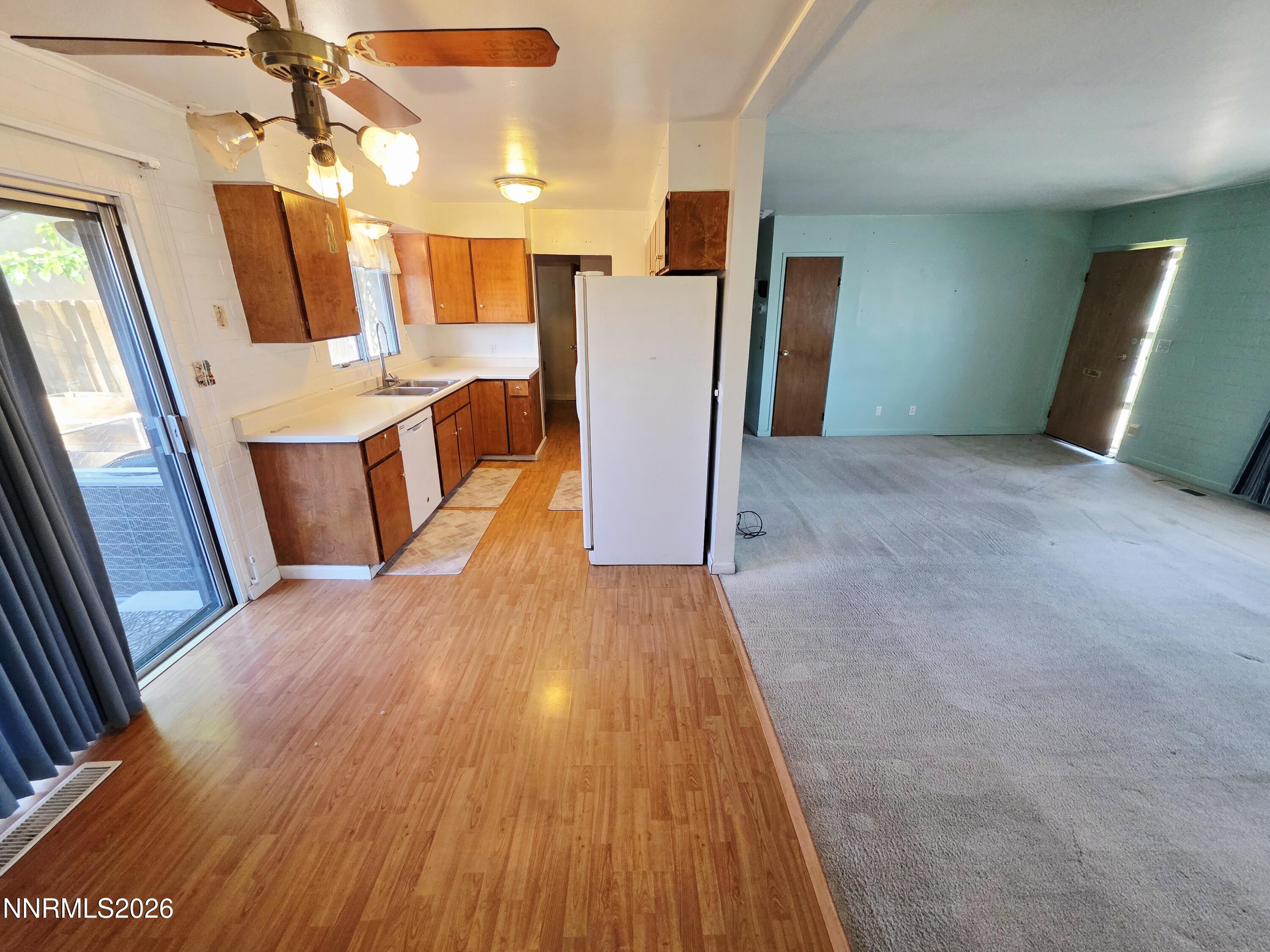 761 W A Street Property Photo 6