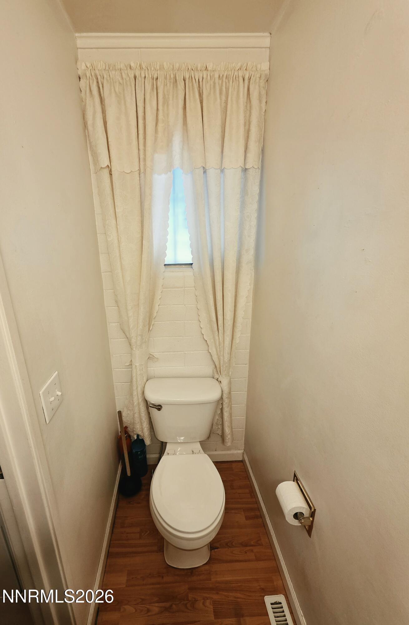 761 W A Street Property Photo 16