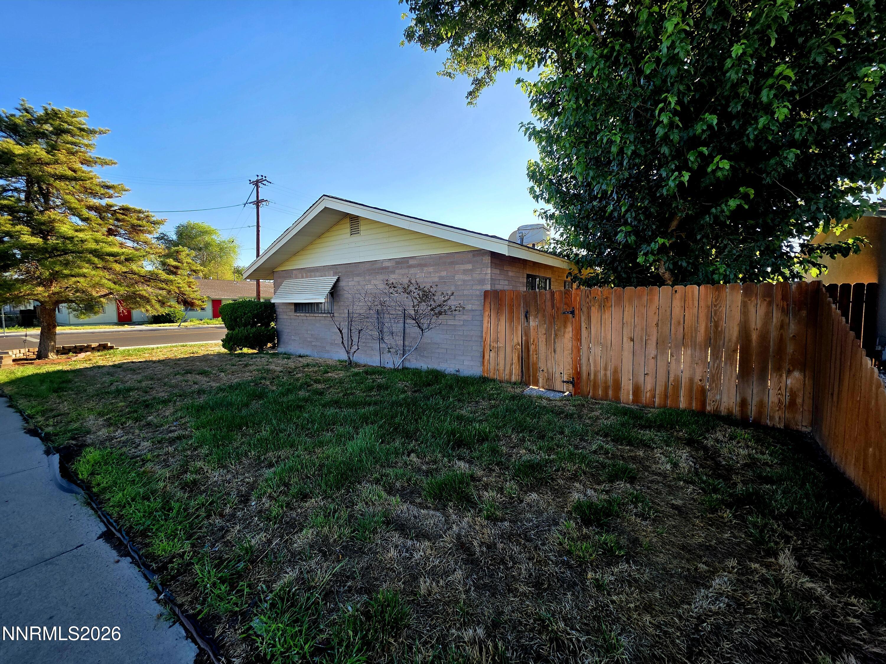 761 W A Street Property Photo 25