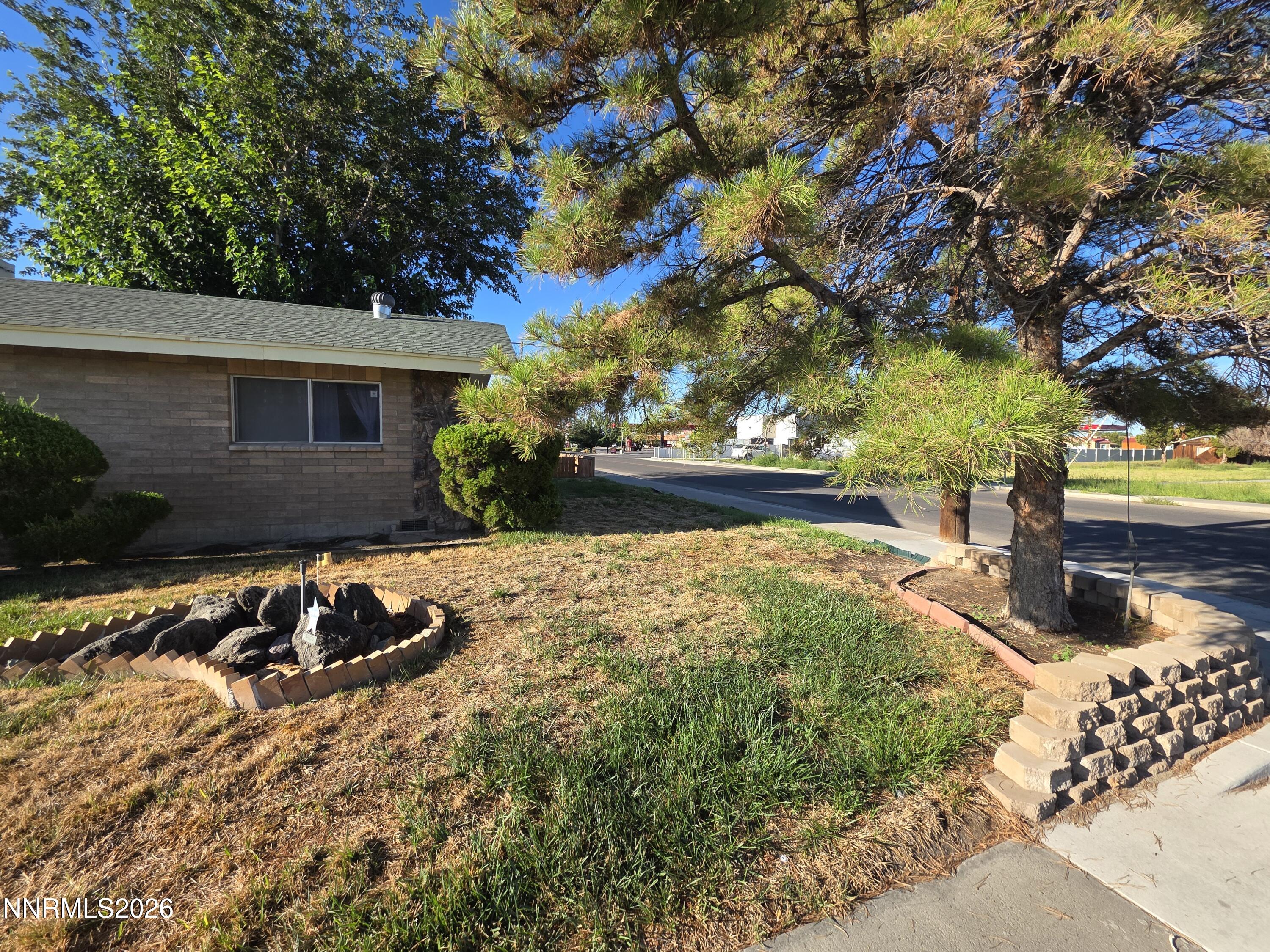761 W A Street Property Photo 27