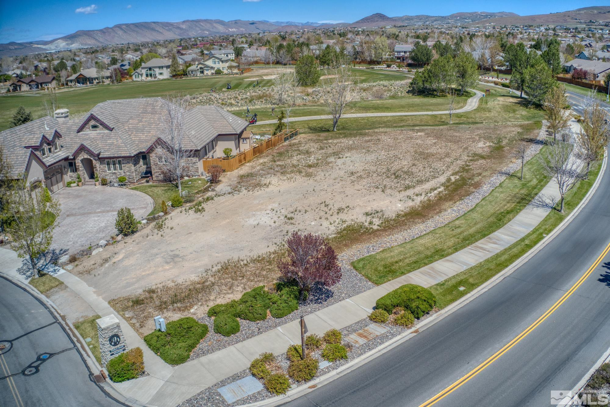 6893 Eagle Wing Circle Property Photo 4