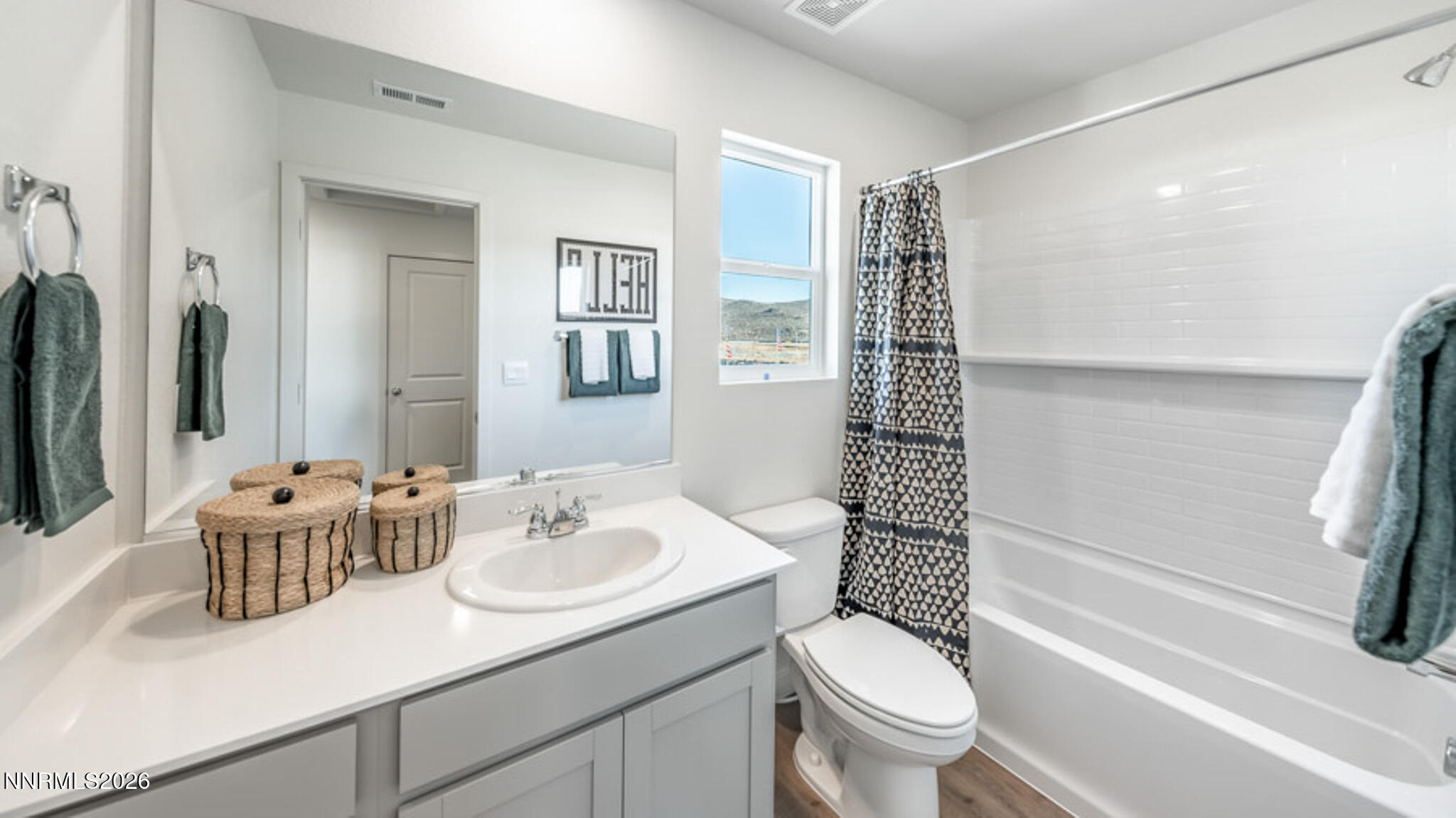 8329 Violet Oak Drive Property Photo 13