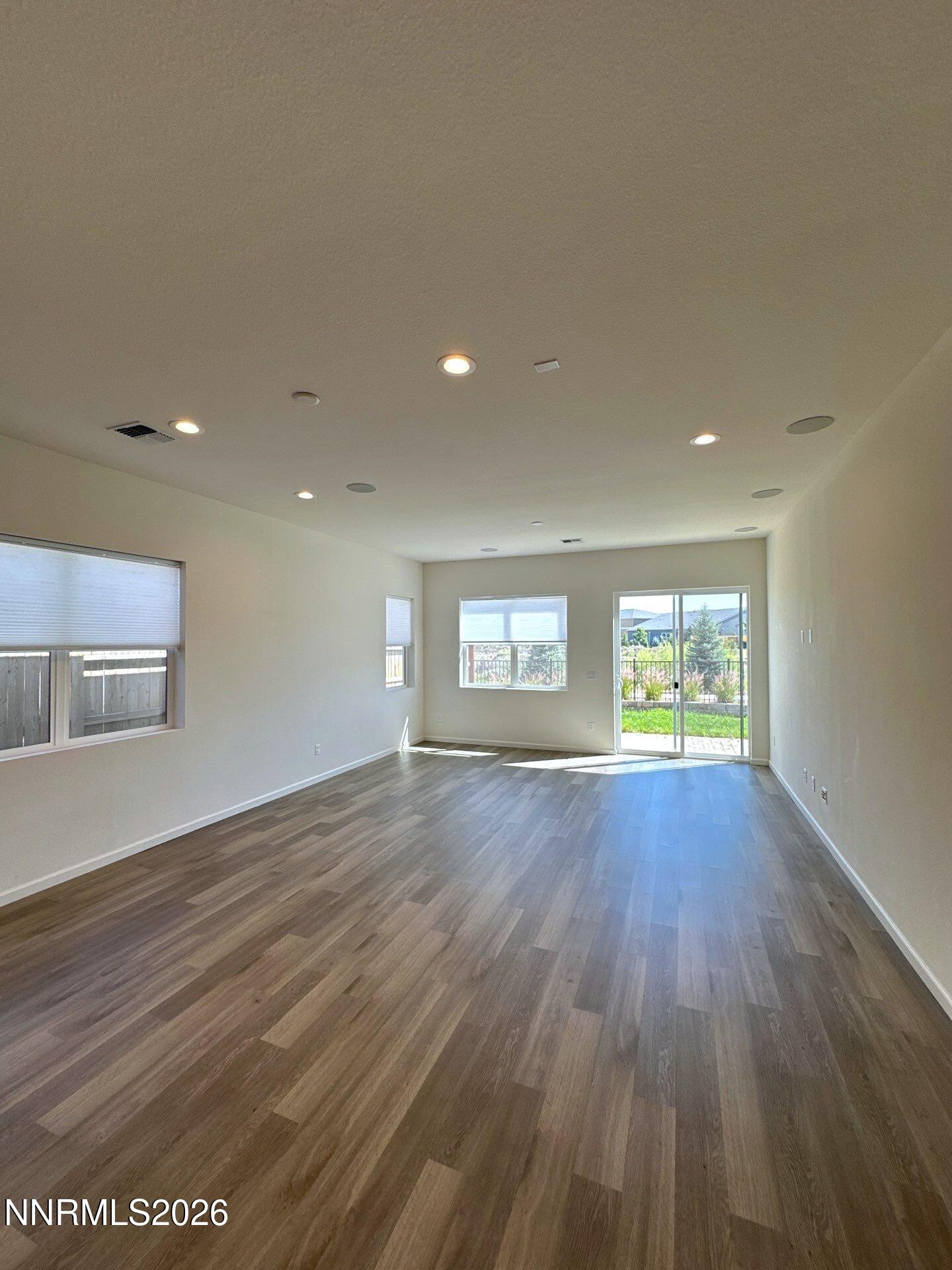 7860 Hoback Drive Property Photo 3