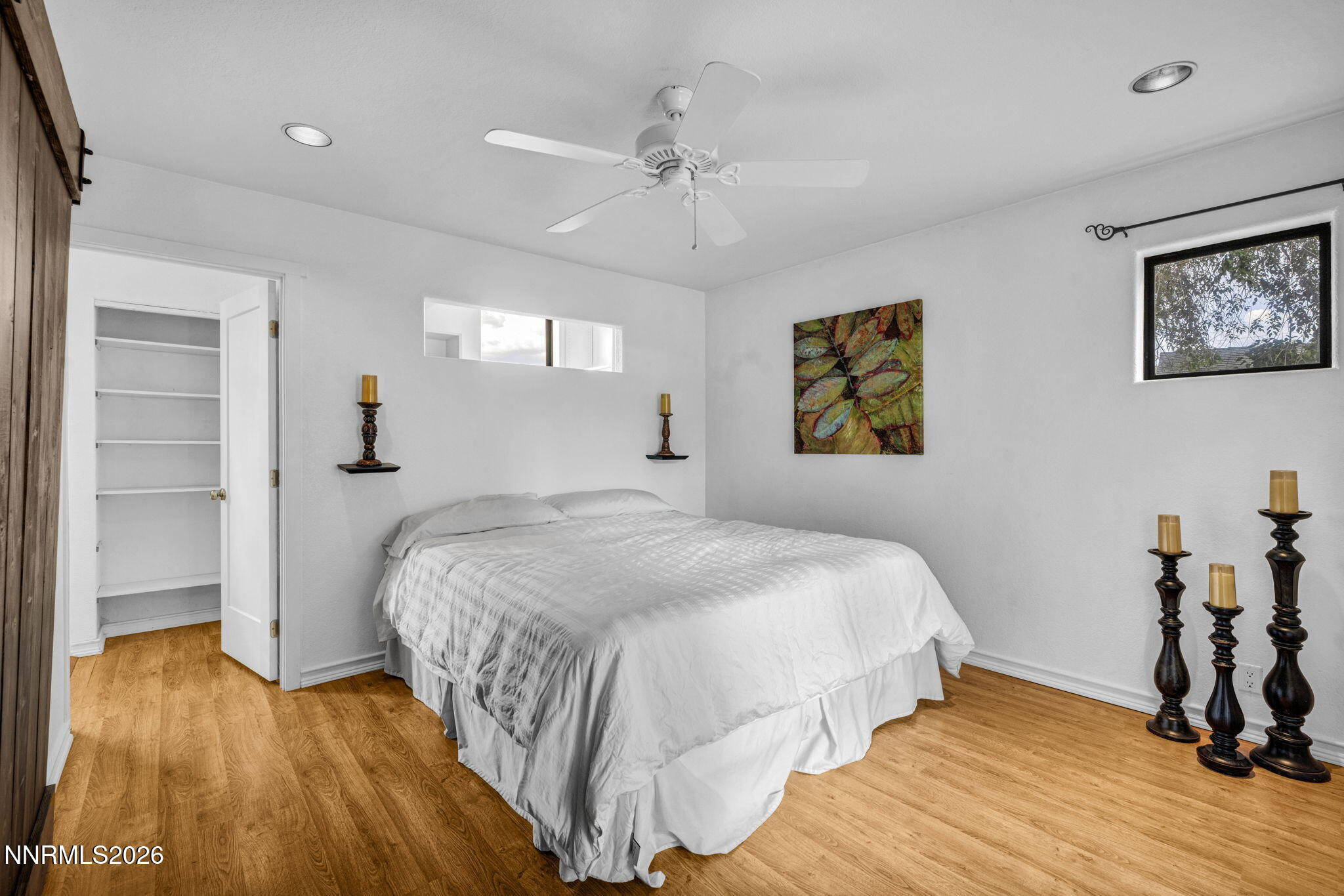 1350 Feather Way Property Photo 22