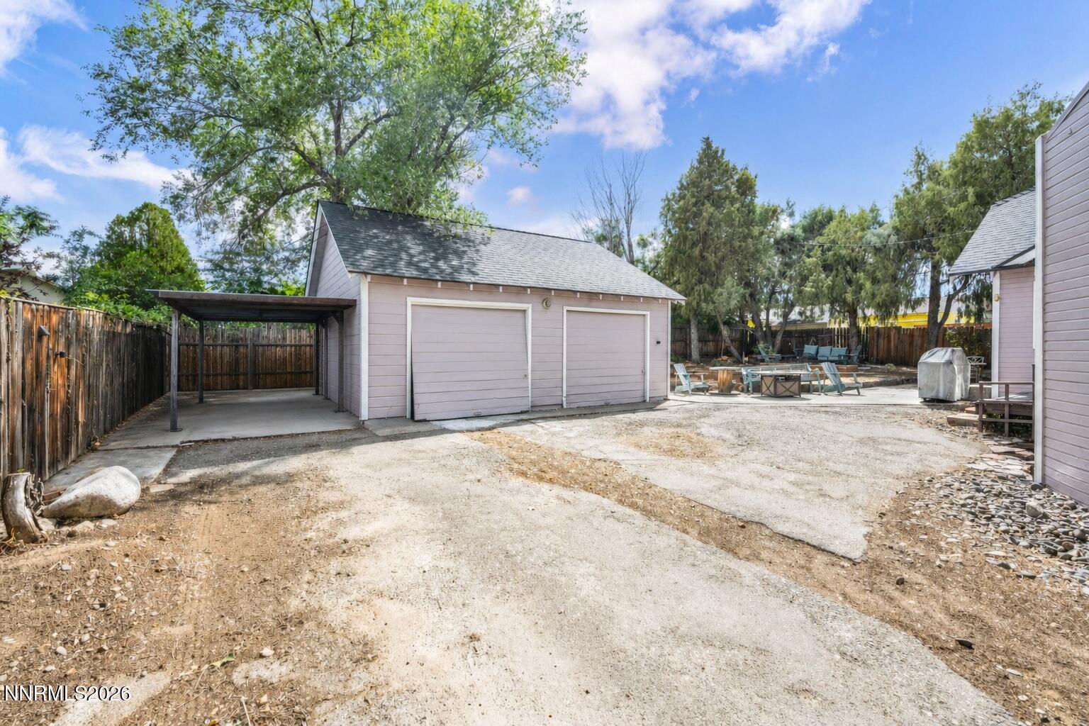 1350 Feather Way Property Photo 33