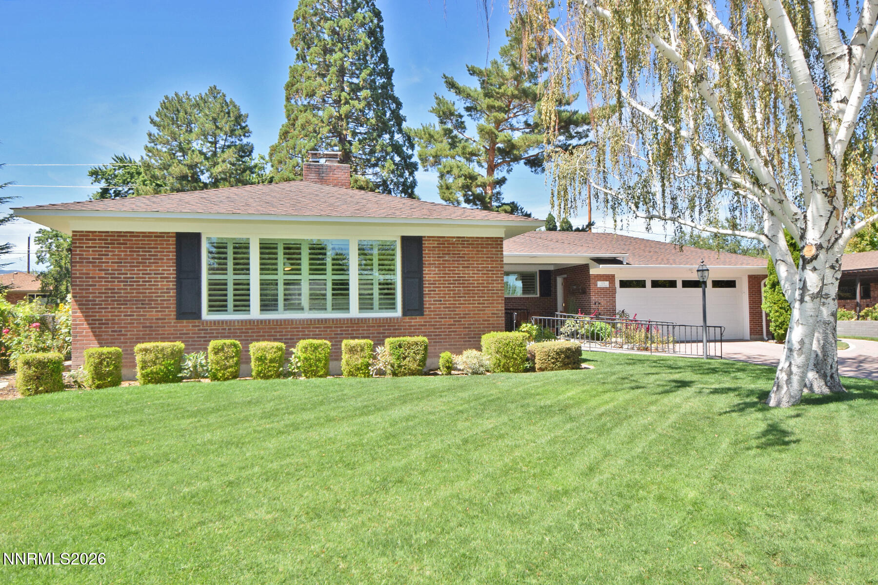 1175 Fairfield Avenue Property Photo 3