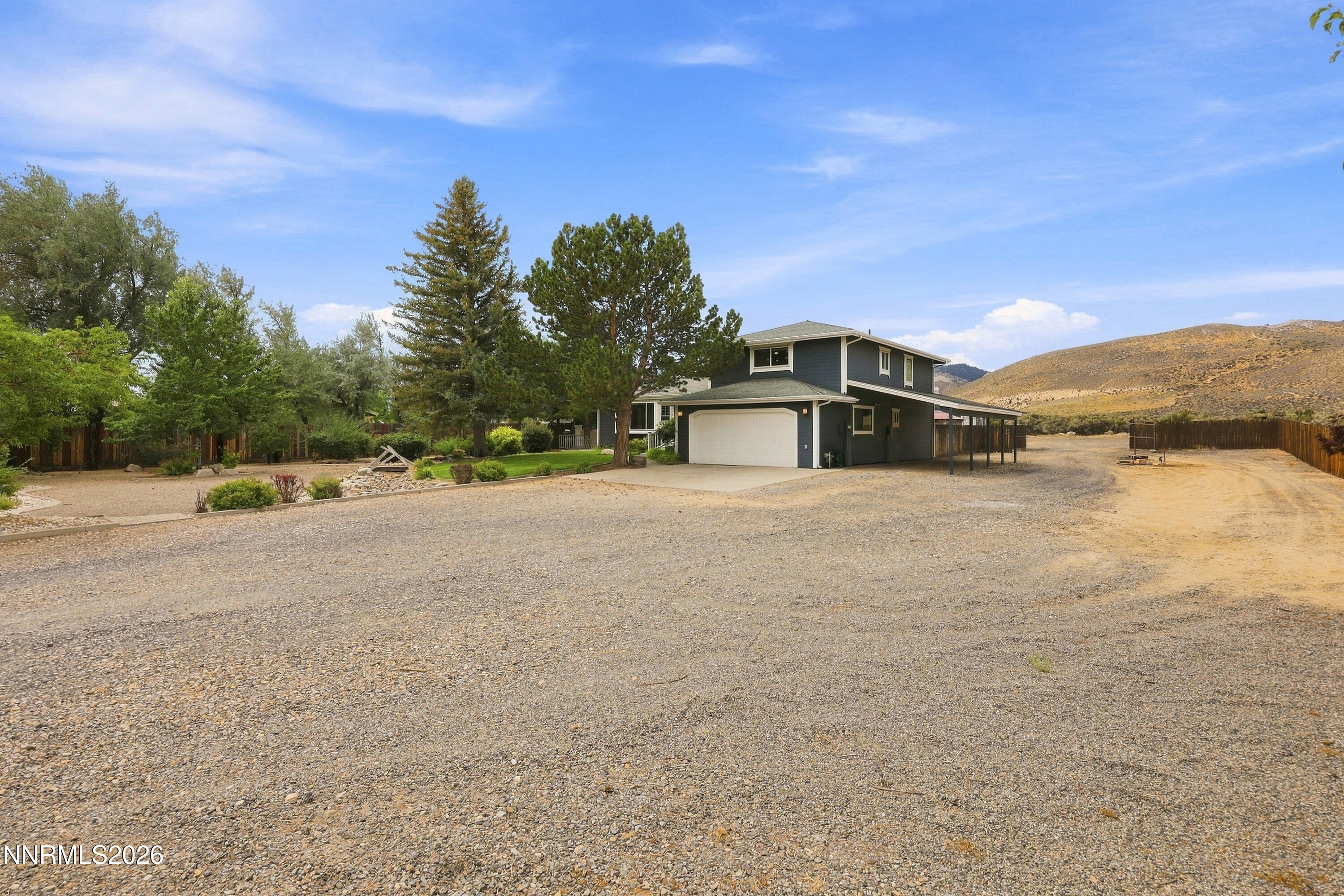 5200 Silver Sage Drive Property Photo 3