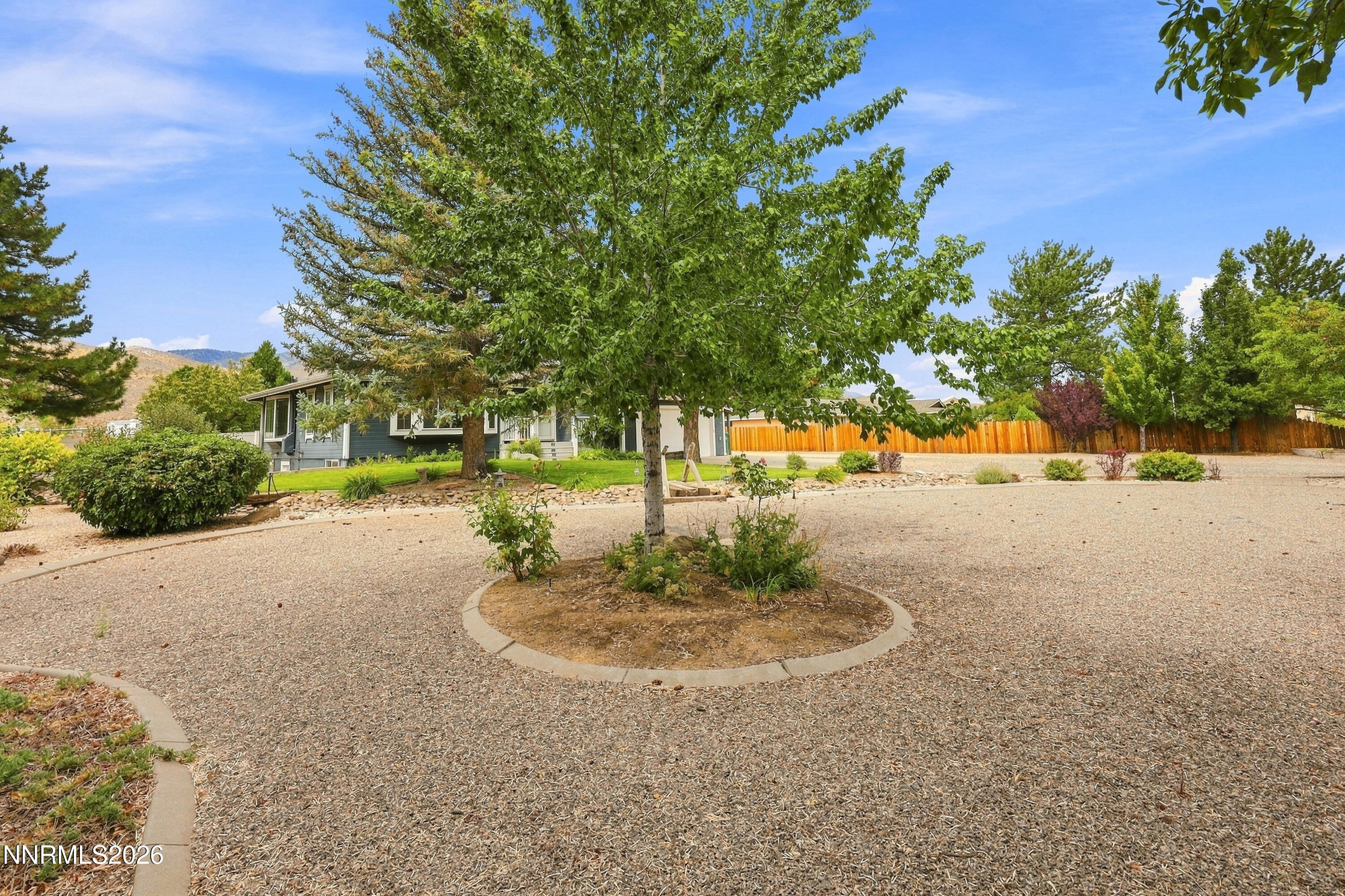 5200 Silver Sage Drive Property Photo 4