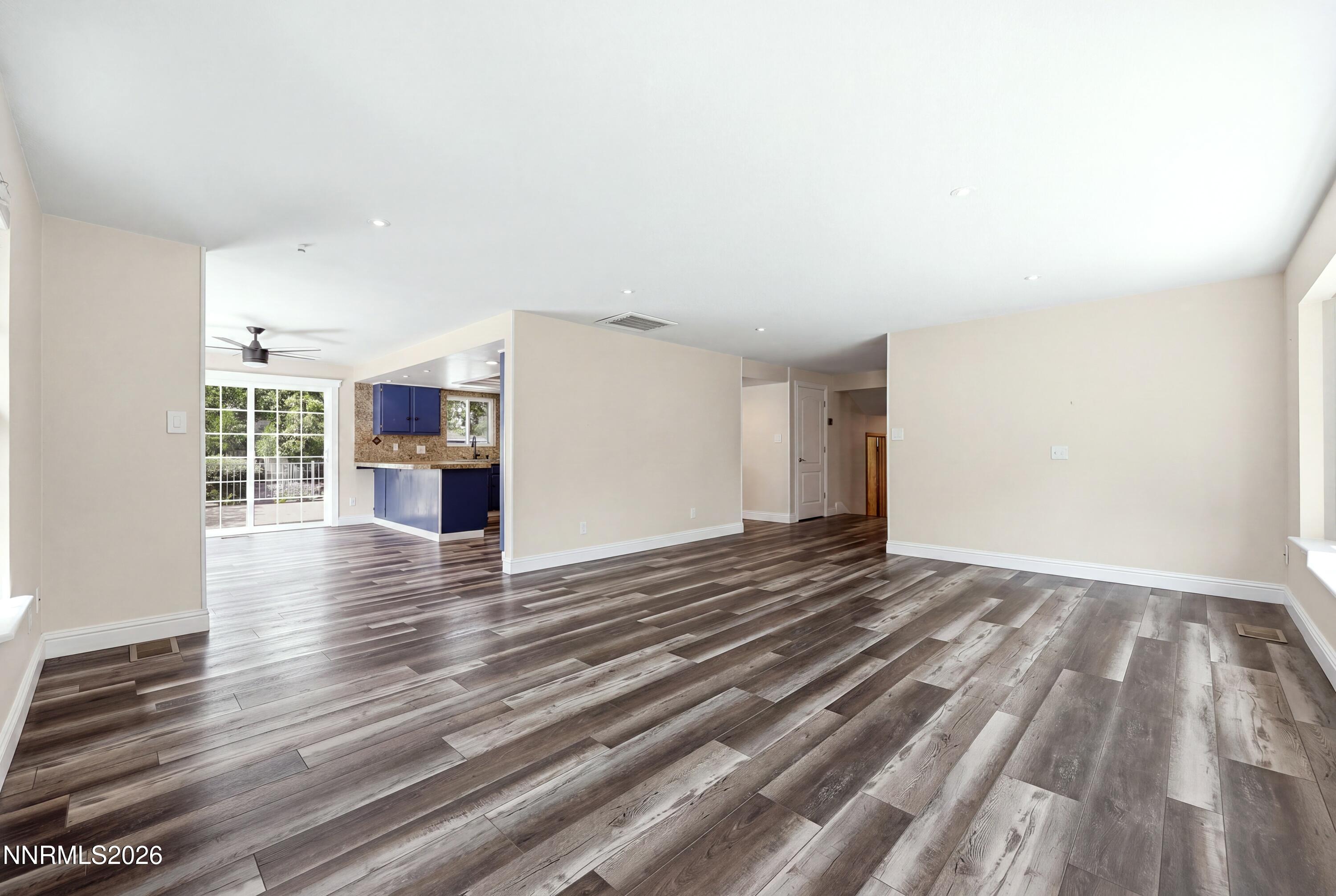 5200 Silver Sage Drive Property Photo 13
