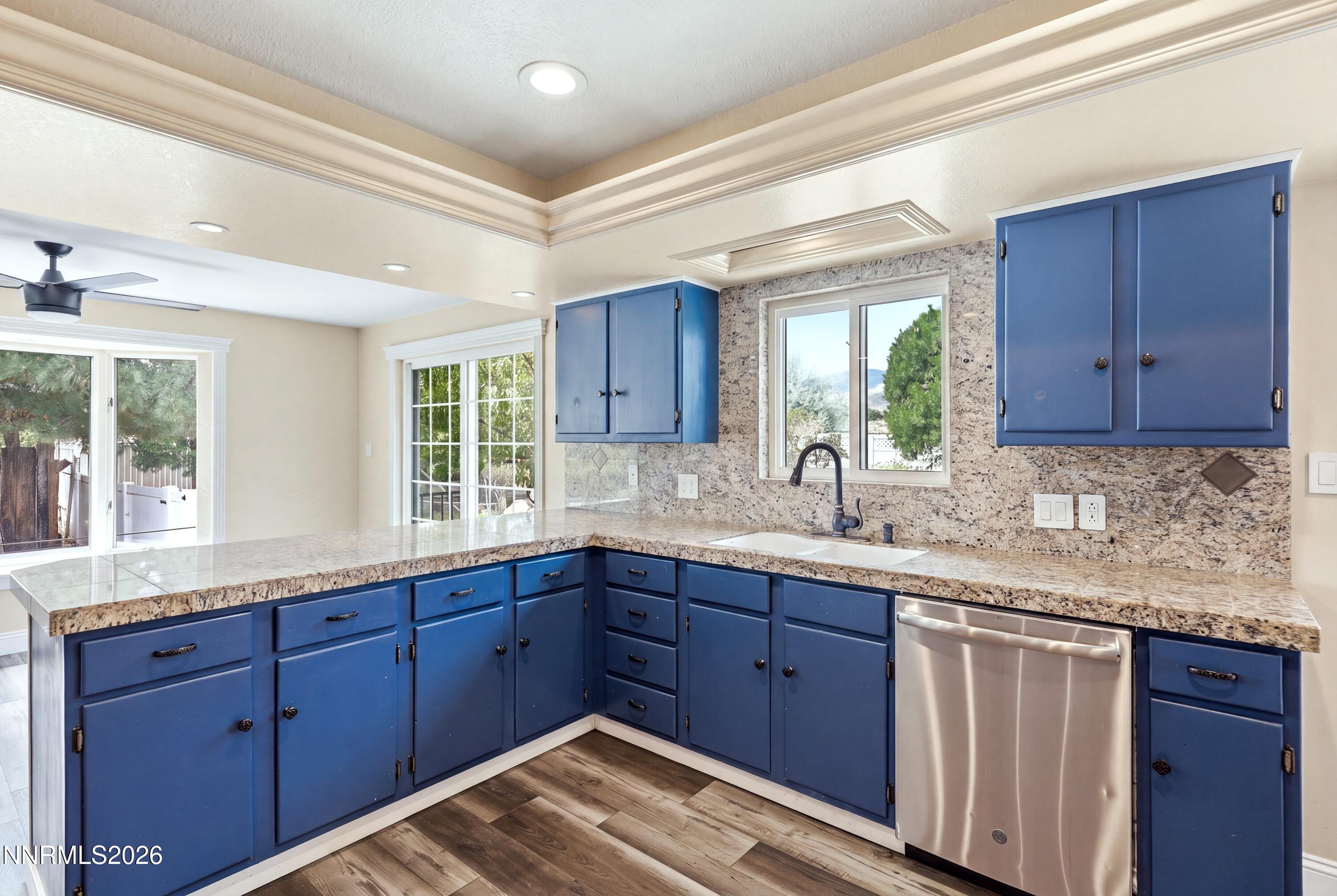 5200 Silver Sage Drive Property Photo 16