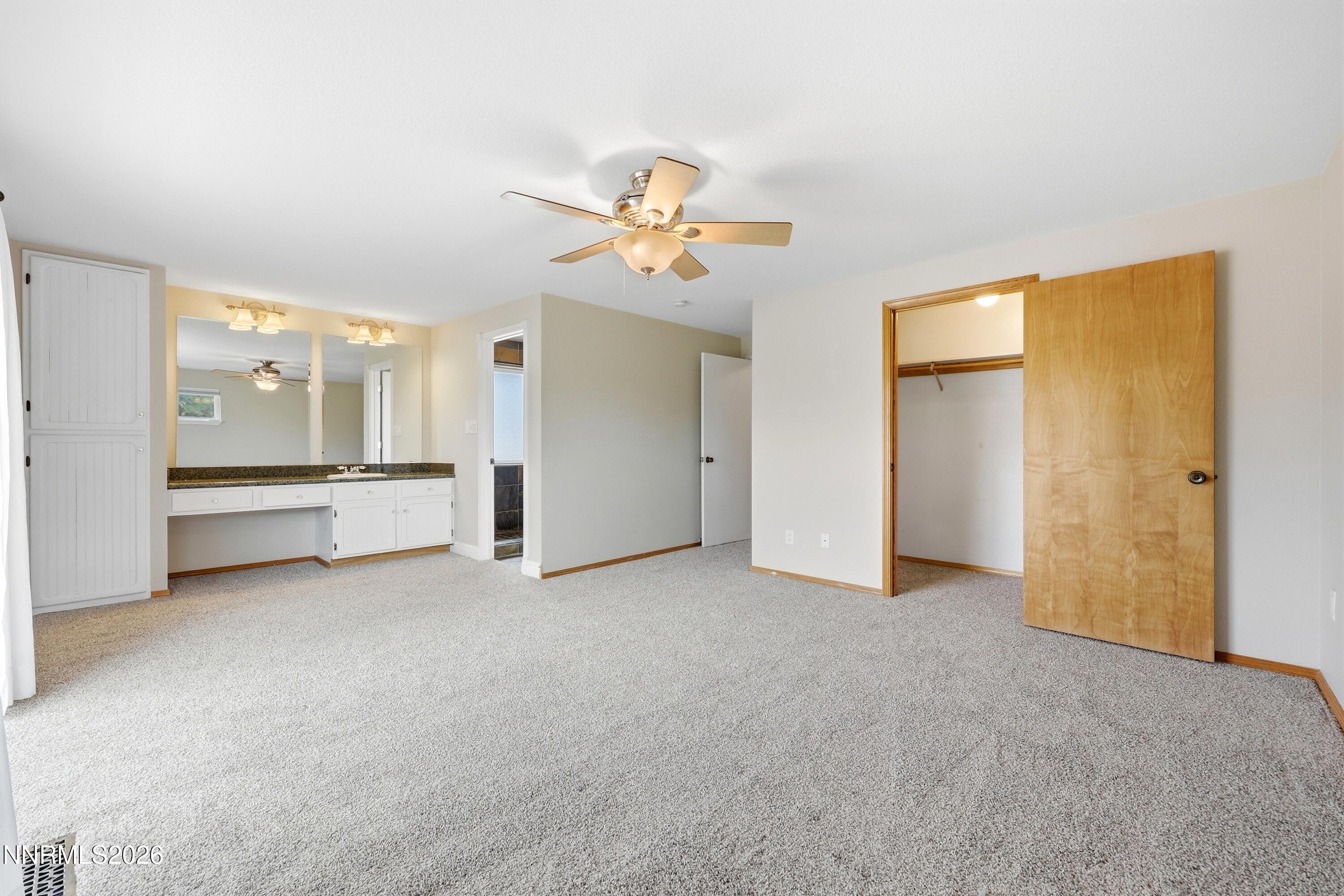 5200 Silver Sage Drive Property Photo 18
