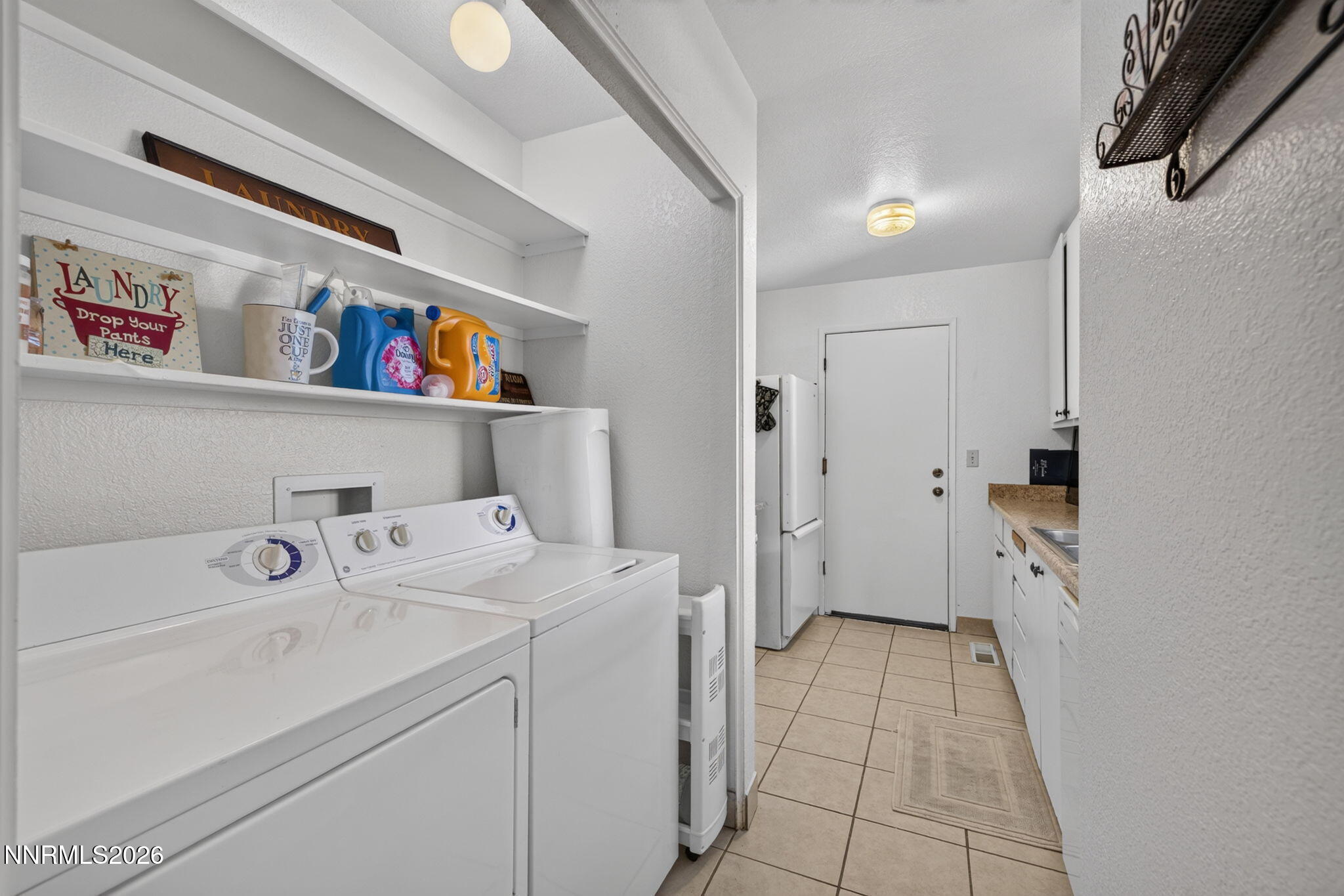 11033 Zeolite Drive Property Photo 12