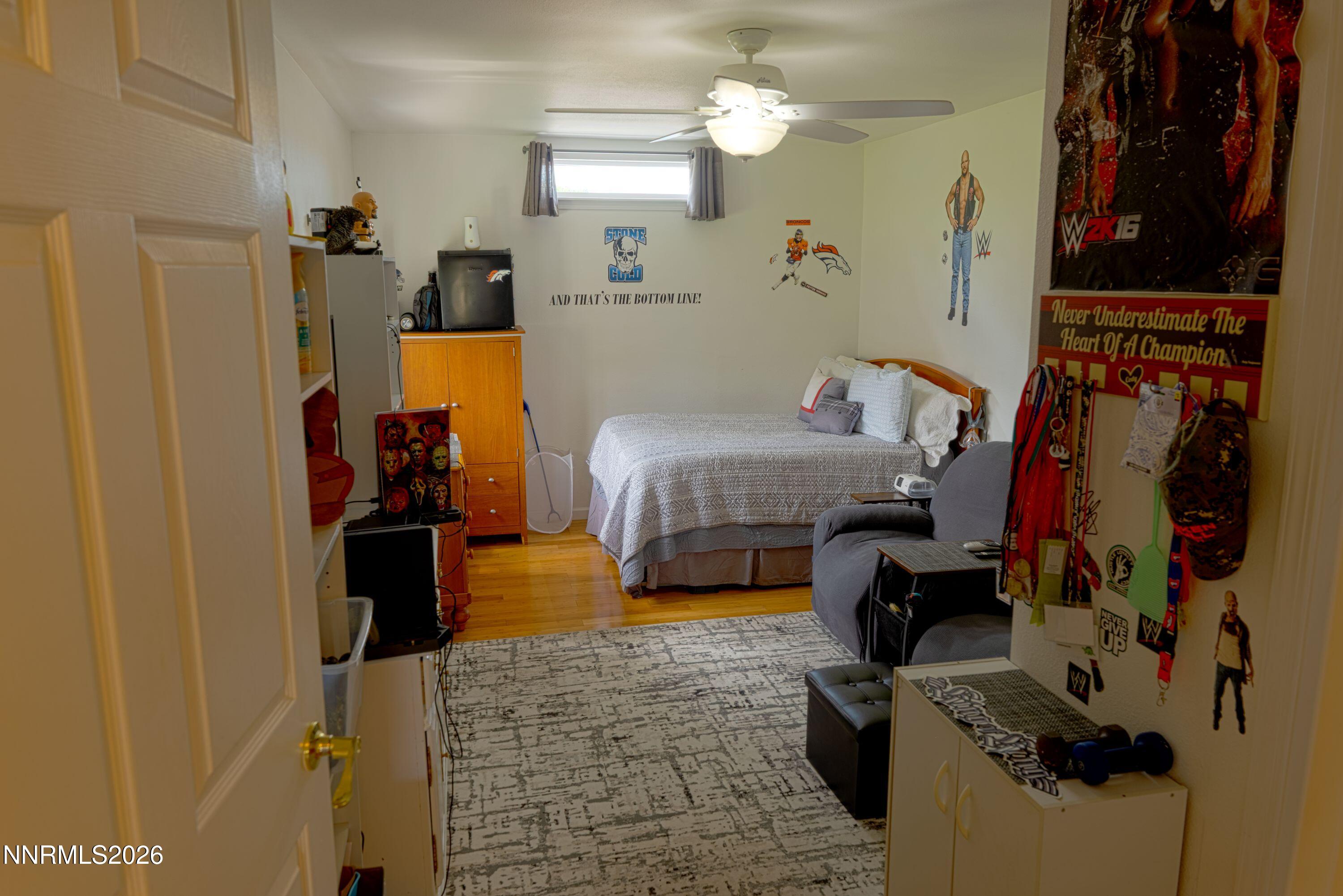 717 Lassen Way Property Photo 16
