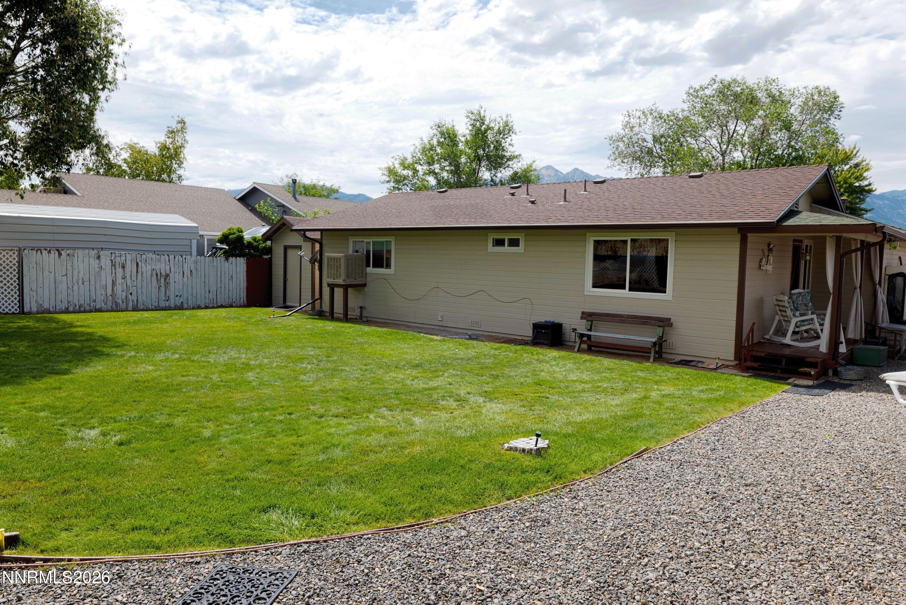 717 Lassen Way Property Photo 23