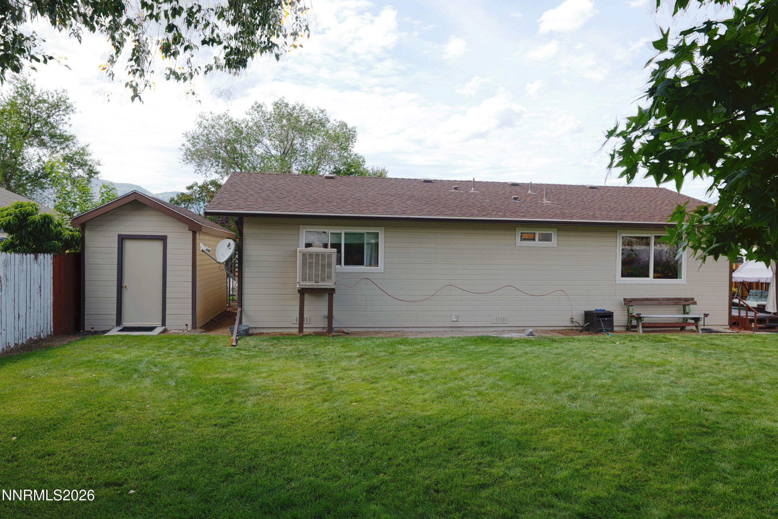 717 Lassen Way Property Photo 25