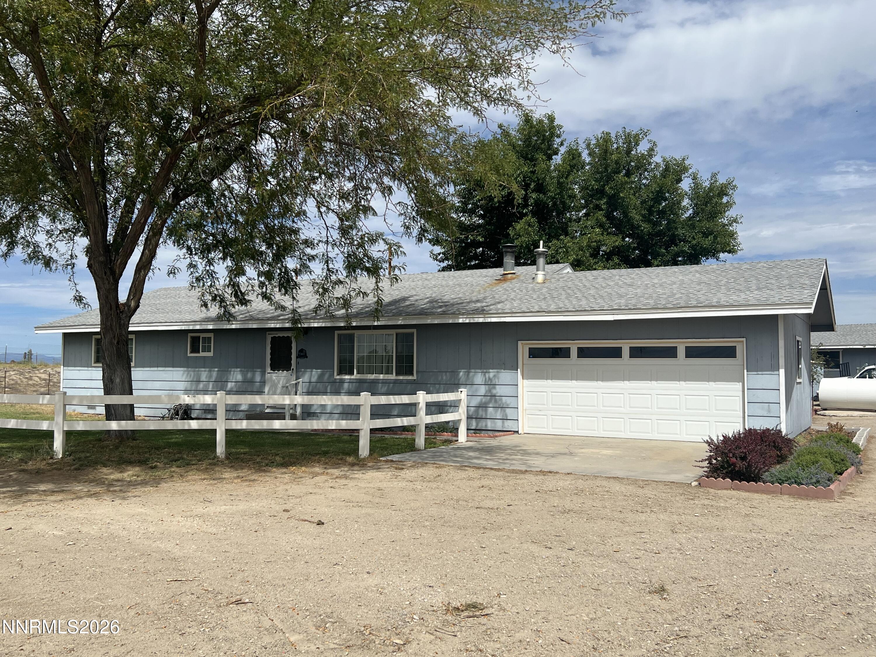 6975 Cox Road Property Photo 1