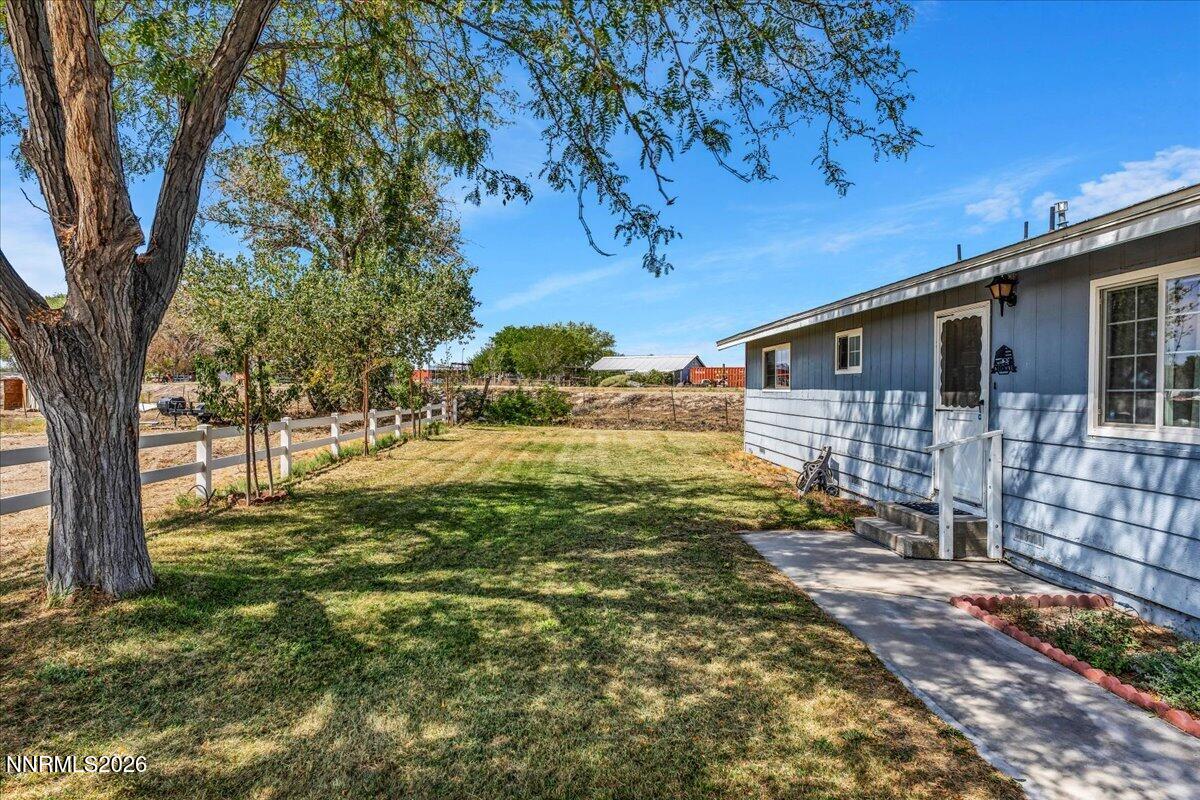 6975 Cox Road Property Photo 3