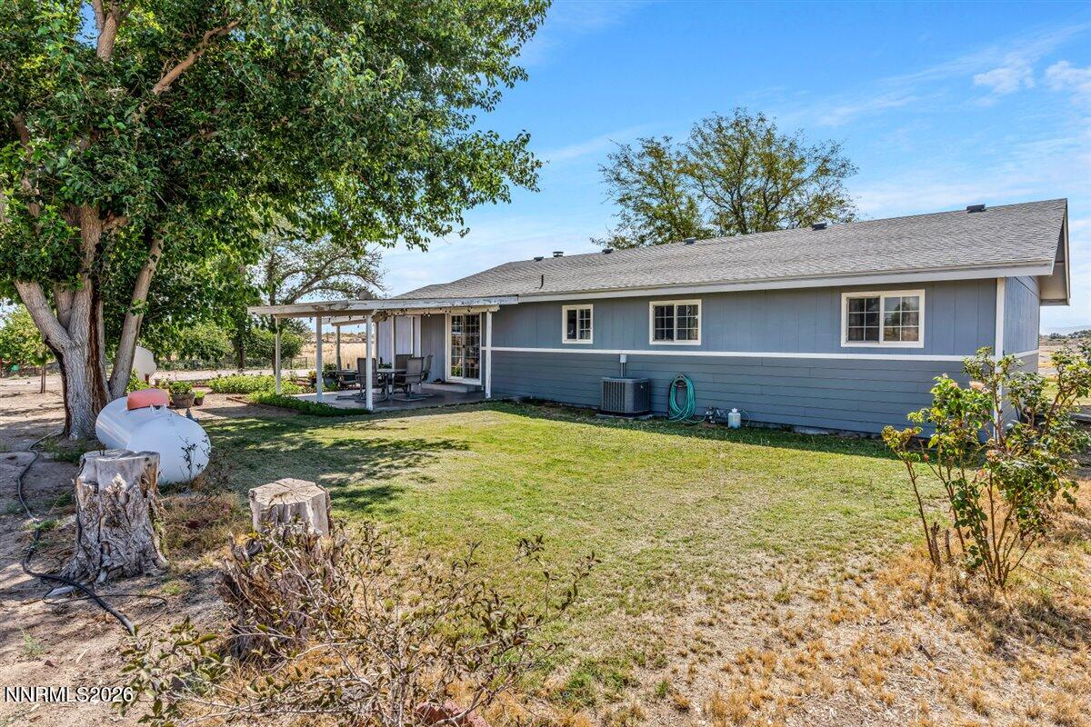 6975 Cox Road Property Photo 8