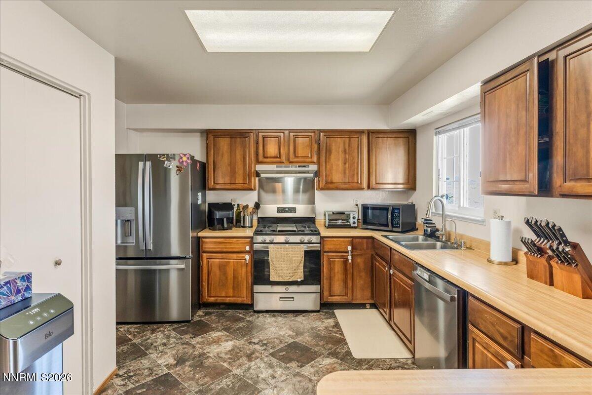 6975 Cox Road Property Photo 25