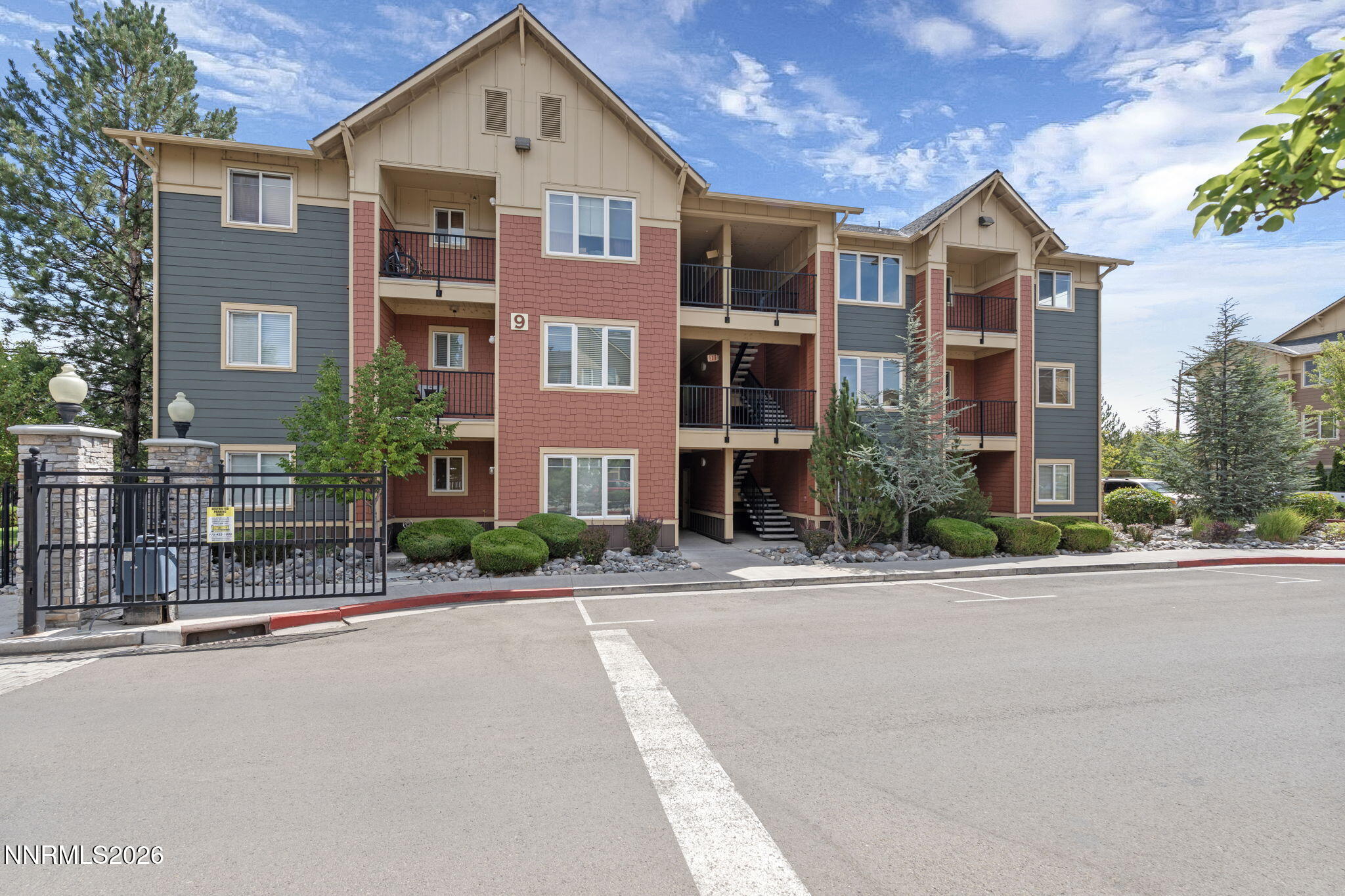 1450 Idlewild Drive UNIT 933 Property Photo 1