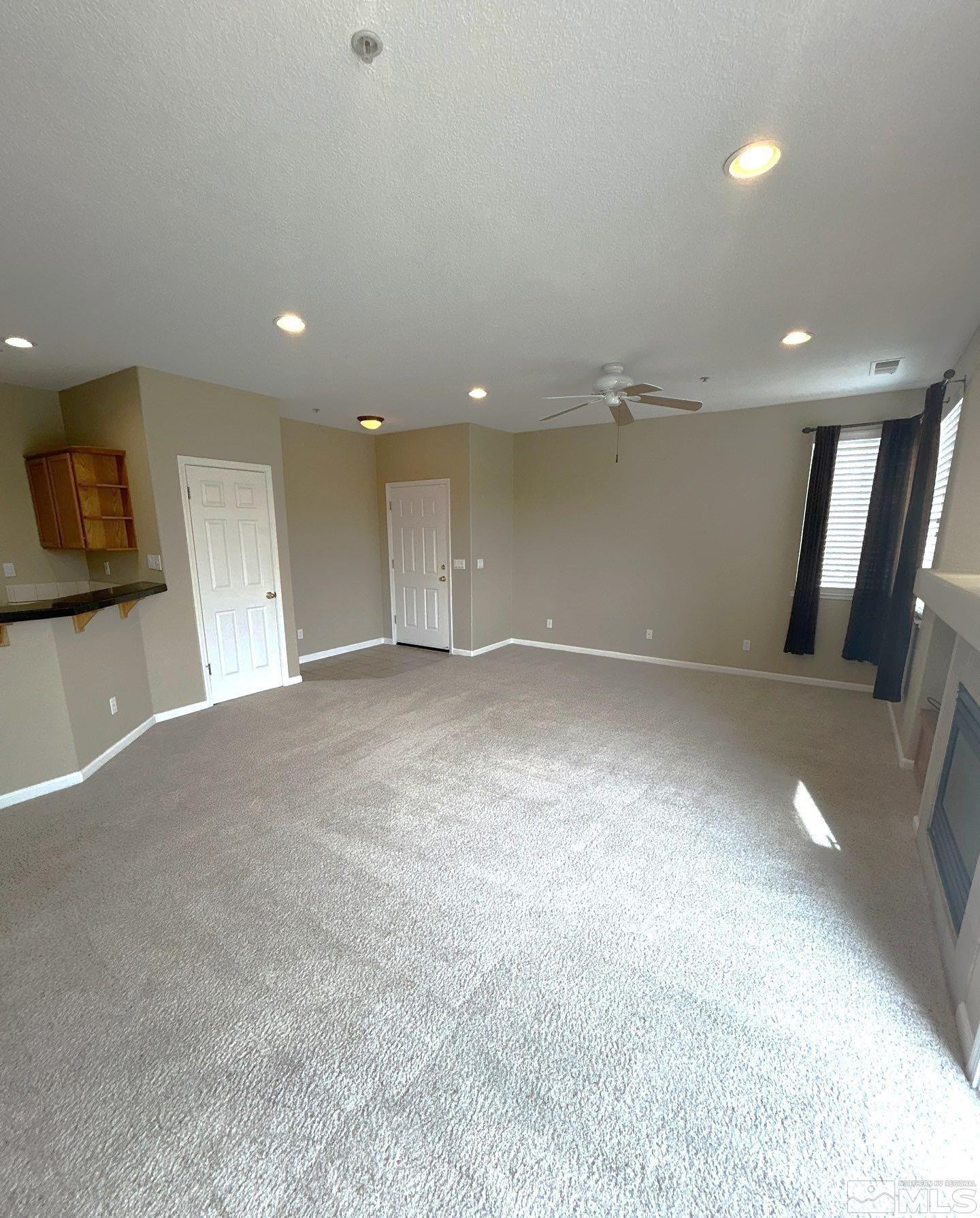 6230 Ingleston Drive Property Photo 9
