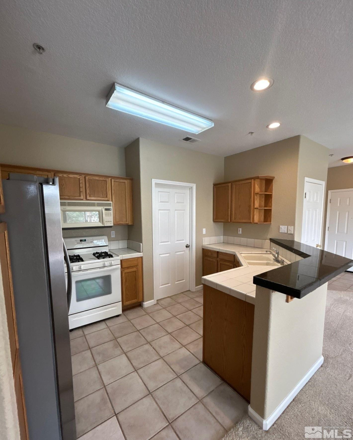 6230 Ingleston Drive Property Photo 10