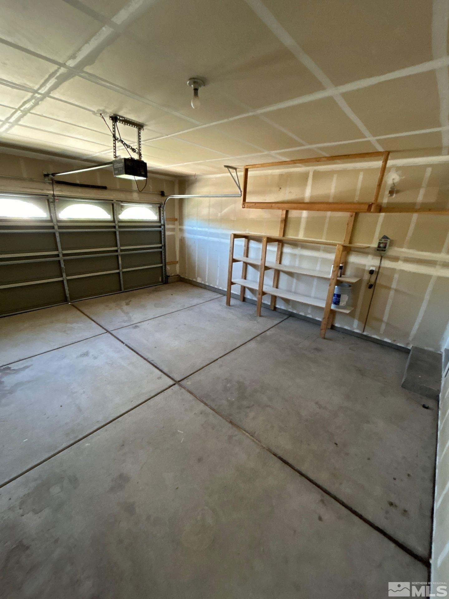 8930 Silverkist Drive Property Photo 18