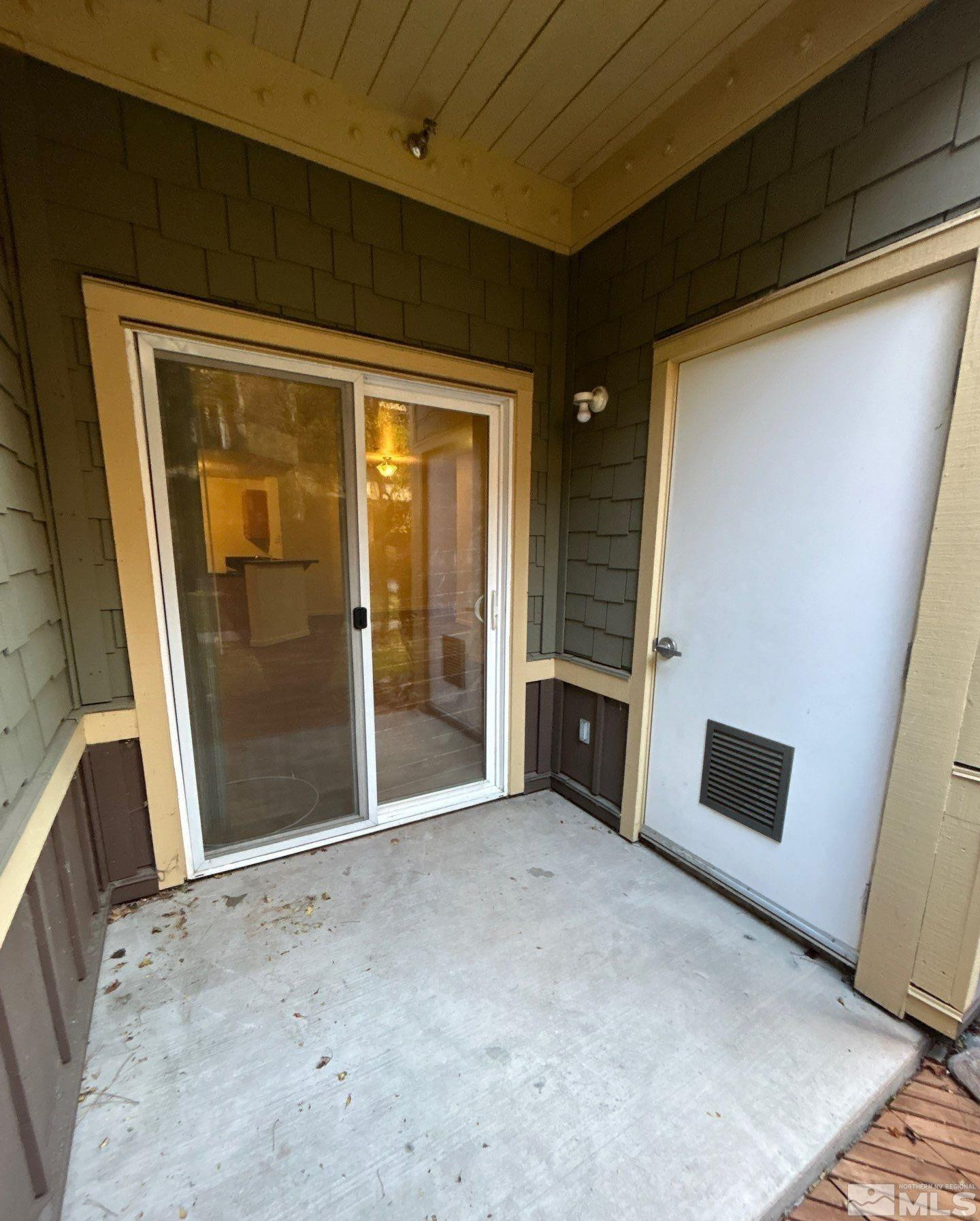 1450 Idlewild Drive Property Photo 12